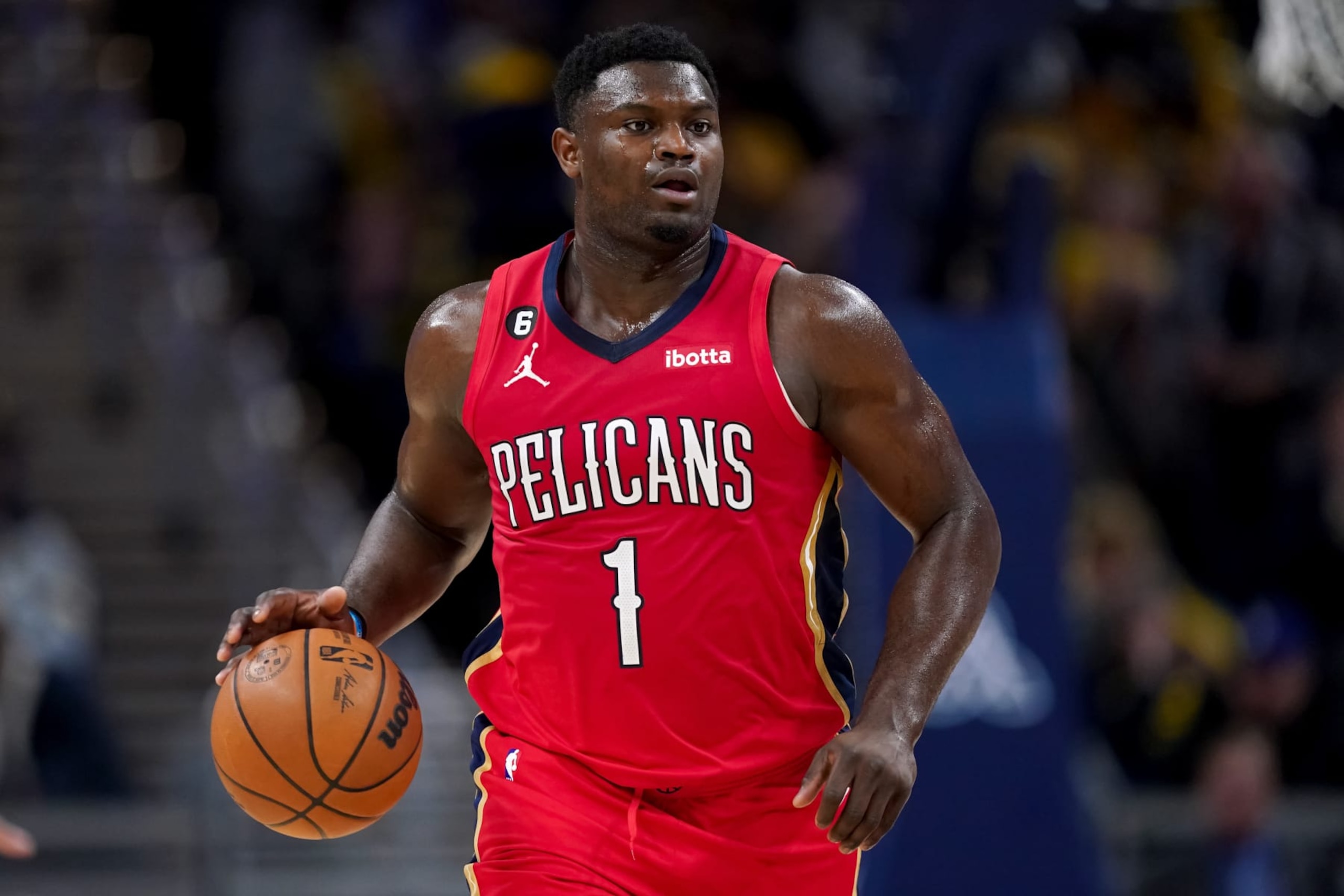 INDIANAPOLIS, INDIANA - NOVEMBER 07: Zion Williamson #1 of the New Orleans Pelicans dribbles the ball in the fourth quarter against the Indiana Pacers at Gainbridge Fieldhouse on November 07, 2022 in Indianapolis, Indiana. NOTE TO USER: User expressly acknowledges and agrees that, by downloading and or using this photograph, User is consenting to the terms and conditions of the Getty Images License Agreement. (Photo by Dylan Buell/Getty Images)