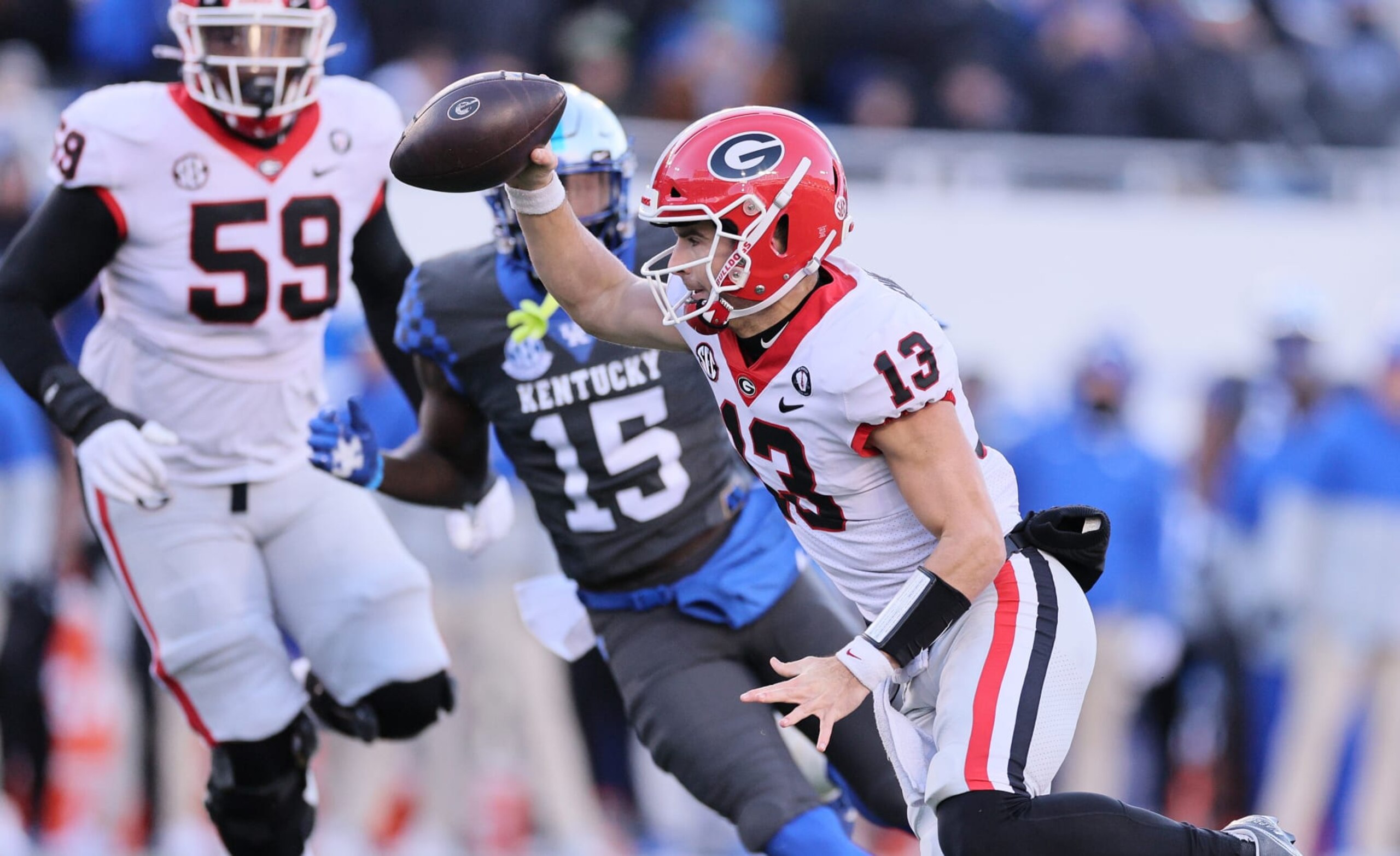 LEXINGTON, KENTUCKY - NOVEMBER 19: Stetson Bennett #13 of the Georgia Bulldogs runs with the ball against the Kentucky Wildcats at Kroger Field on November 19, 2022 in Lexington, Kentucky. (Photo by Andy Lyons/Getty Images) LEXINGTON, KENTUCKY - NOVEMBER 19: Stetson Bennett #13 of the Georgia Bulldogs runs with the ball against the Kentucky Wildcats at Kroger Field on November 19, 2022 in Lexington, Kentucky. (Photo by Andy Lyons/Getty Images)