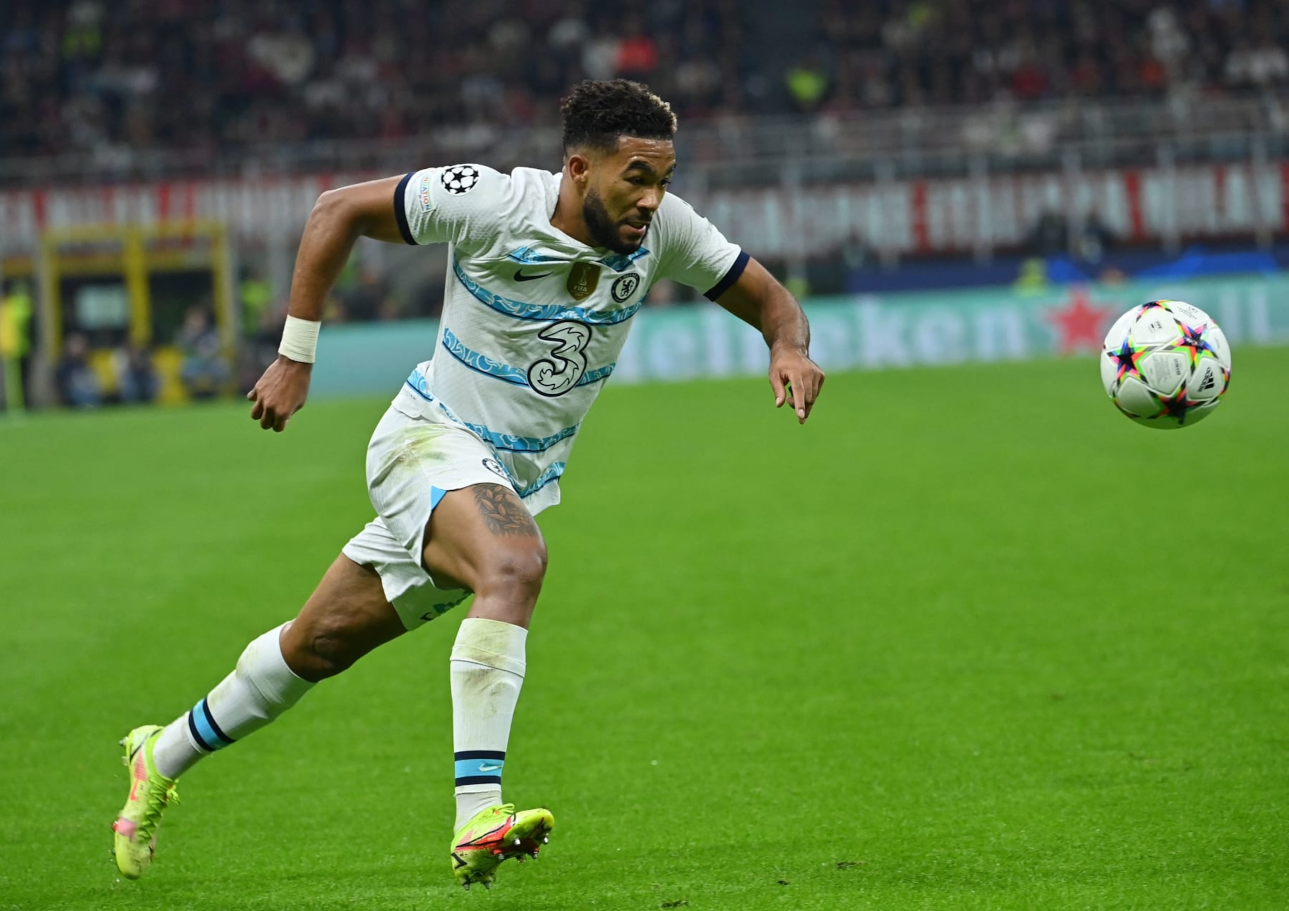 Chelsea's English defender Reece James runs with the ball during the UEFA Champions League group E, football match between AC Milan and Chelsea, at the San Siro stadium, in Milan, on October 11, 2022. (Photo by Alberto PIZZOLI / AFP) (Photo by ALBERTO PIZZOLI/AFP via Getty Images)