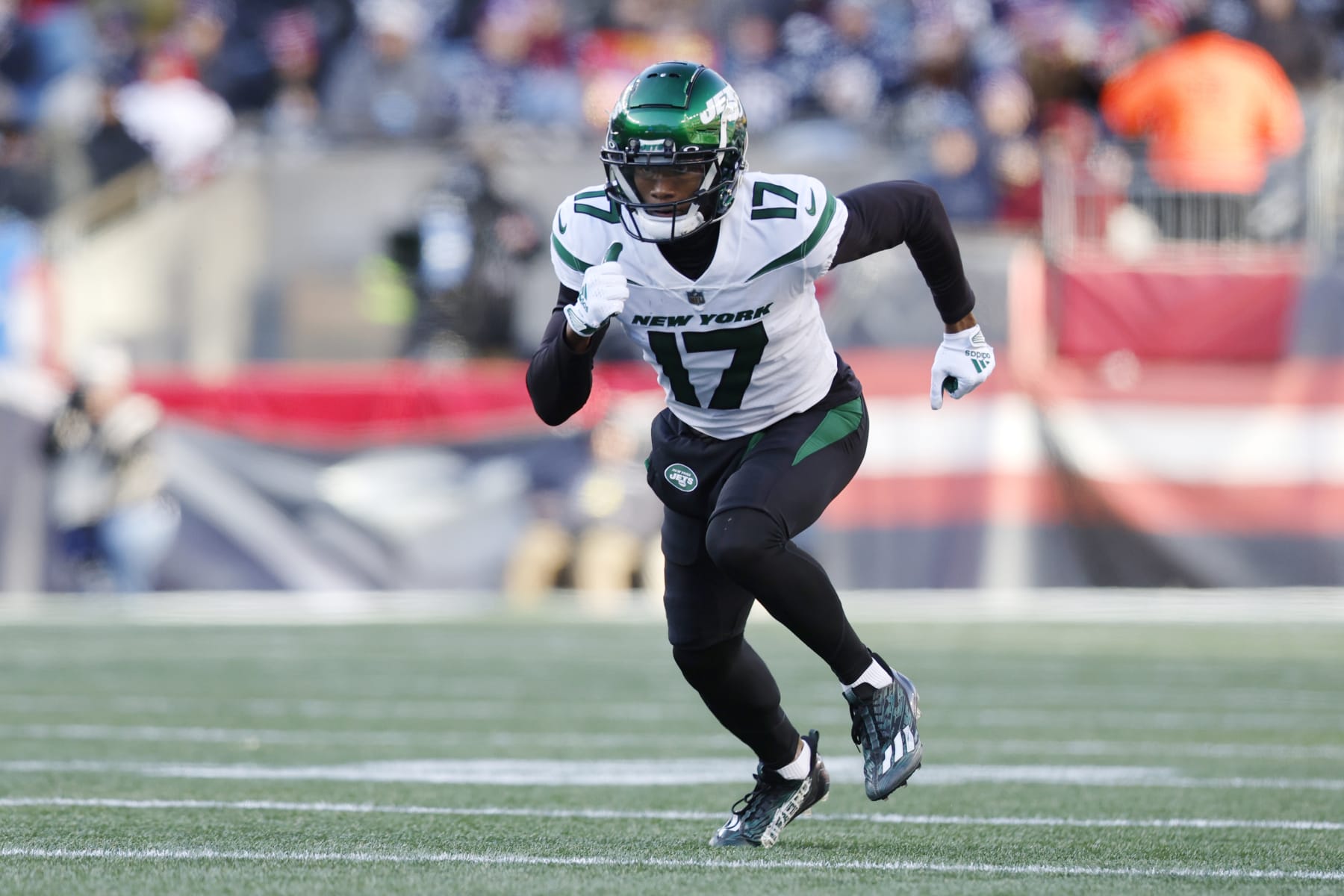 New York Jets wide receiver Garrett Wilson (17) during the first half of an NFL football game, Sunday, Nov. 20, 2022, in Foxborough, Mass. (AP Photo/Michael Dwyer)