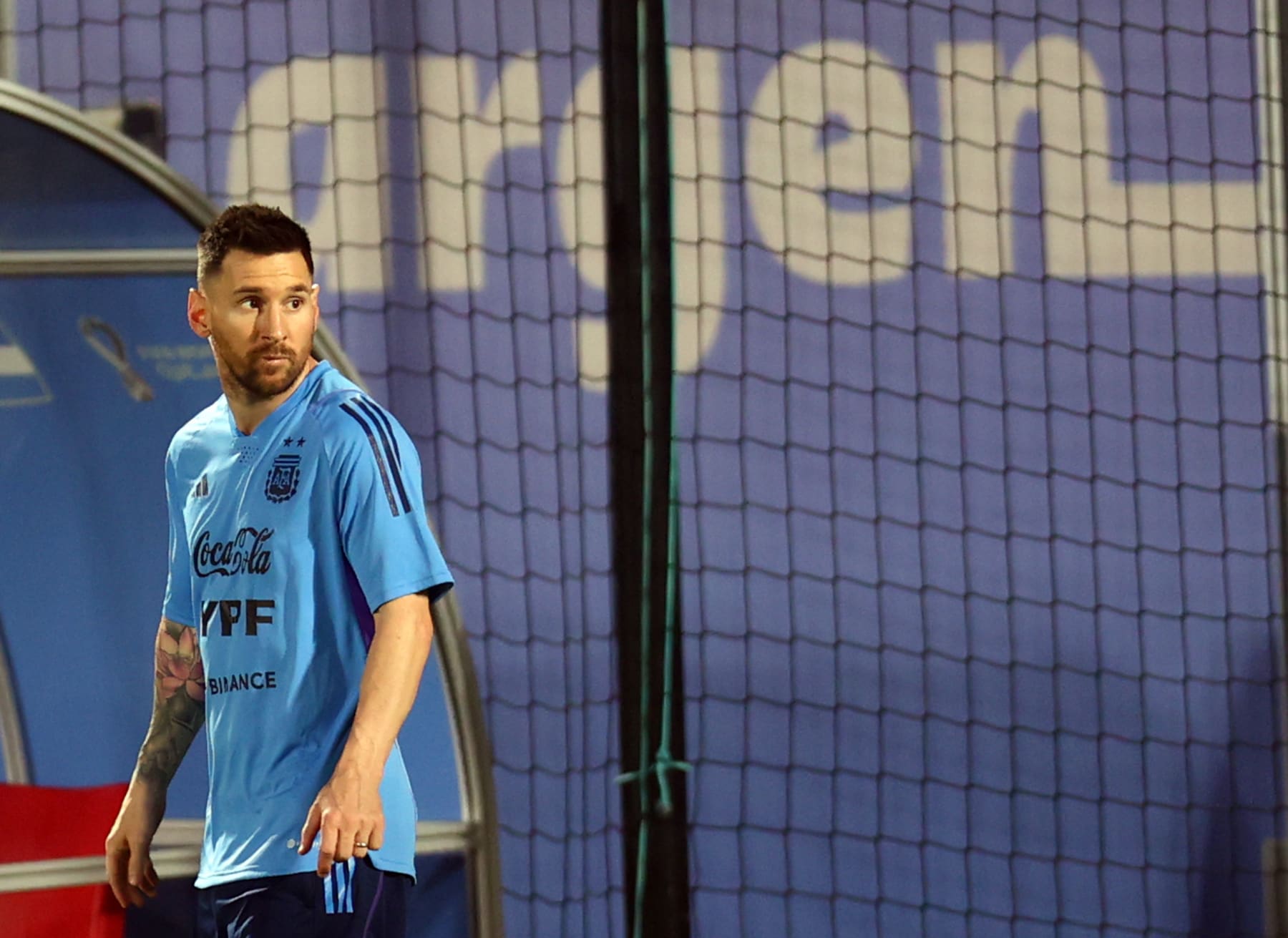 DOHA, QATAR - NOVEMBER 19: Lionel Messi of Argentina takes part in the training session ahead of 2022 FIFA World Cup Group stage in Doha, Qatar on November 19, 2022. (Photo by Evrim Aydin/Anadolu Agency via Getty Images)