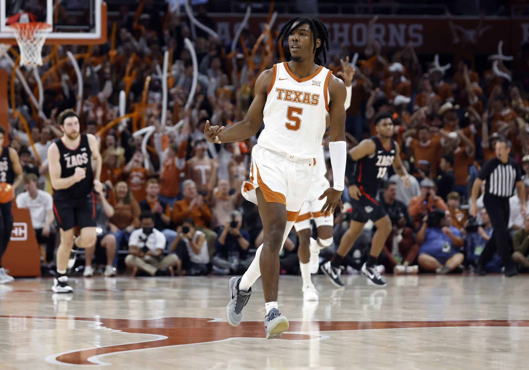 Texas' Marcus Carr