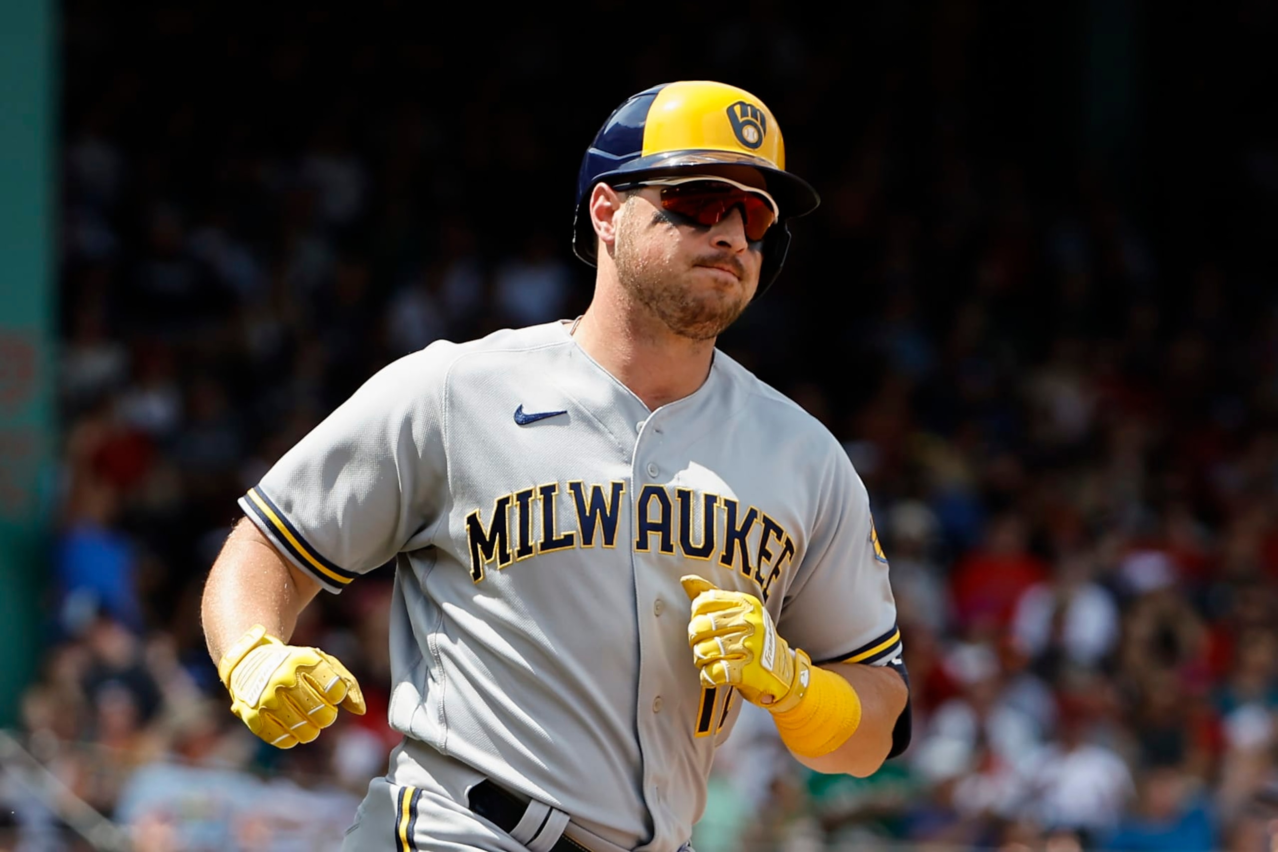 BOSTON, MA - JULY 31: Hunter Renfroe #12 of the Milwaukee Brewers rounds the bases after a home run against the Boston Red Sox during the second inning at Fenway Park on July 31, 2022 in Boston, Massachusetts. (Photo By Winslow Townson/Getty Images) BOSTON, MA - JULY 31: Hunter Renfroe #12 of the Milwaukee Brewers rounds the bases after a home run against the Boston Red Sox during the second inning at Fenway Park on July 31, 2022 in Boston, Massachusetts. (Photo By Winslow Townson/Getty Images)