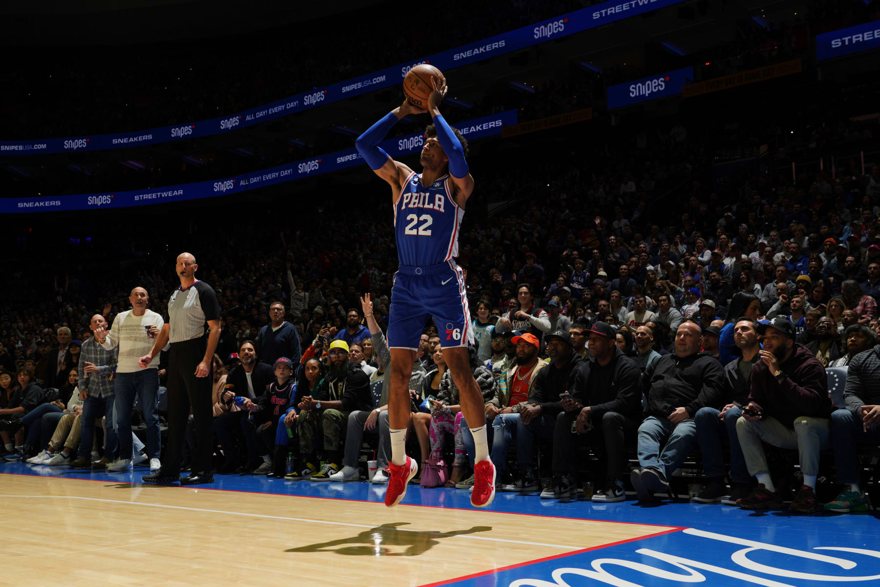 PHILADELPHIA, PA - NOVEMBER 22: Matisse Thybulle #22 of the Philadelphia 76ers shoots the ball during the game against the Brooklyn Nets on November 22, 2022 at the Wells Fargo Center in Philadelphia, Pennsylvania NOTE TO USER: User expressly acknowledges and agrees that, by downloading and/or using this Photograph, user is consenting to the terms and conditions of the Getty Images License Agreement. Mandatory Copyright Notice: Copyright 2022 NBAE (Photo by Jesse D. Garrabrant/NBAE via Getty Images)