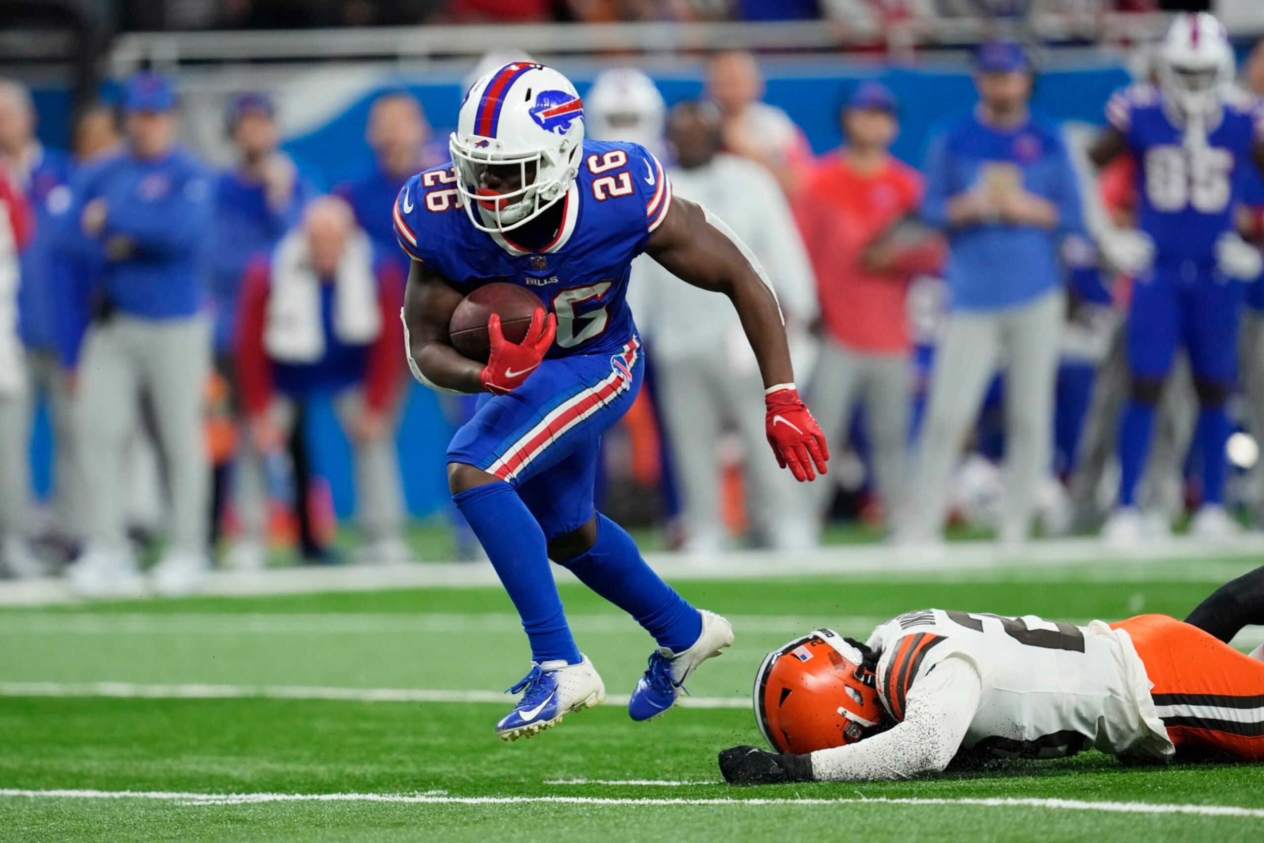 Buffalo Bills running back Devin Singletary rushes during the first half of an NFL football game against the Cleveland Browns, Sunday, Nov. 20, 2022, in Detroit. (AP Photo/Paul Sancya) Buffalo Bills running back Devin Singletary rushes during the first half of an NFL football game against the Cleveland Browns, Sunday, Nov. 20, 2022, in Detroit. (AP Photo/Paul Sancya)