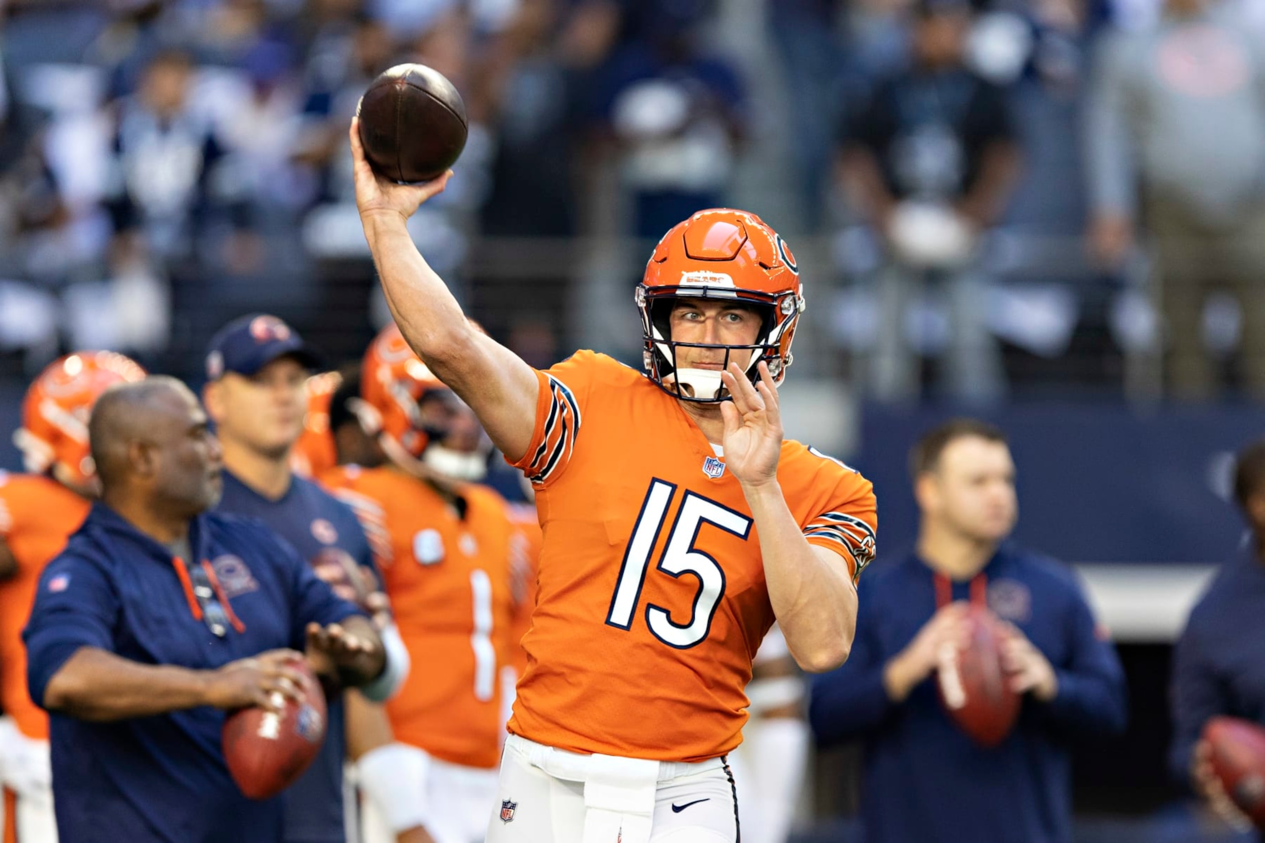 ARLINGTON, TEXAS - OCTOBER 30:  Trevor Siemian #15 of the Chicago Bears warms up before a game against the Dallas Cowboys at AT&T Stadium on October 30, 2022 in Arlington, Texas. The Cowboys defeated the Bears 49-29. (Photo by Wesley Hitt/Getty Images)