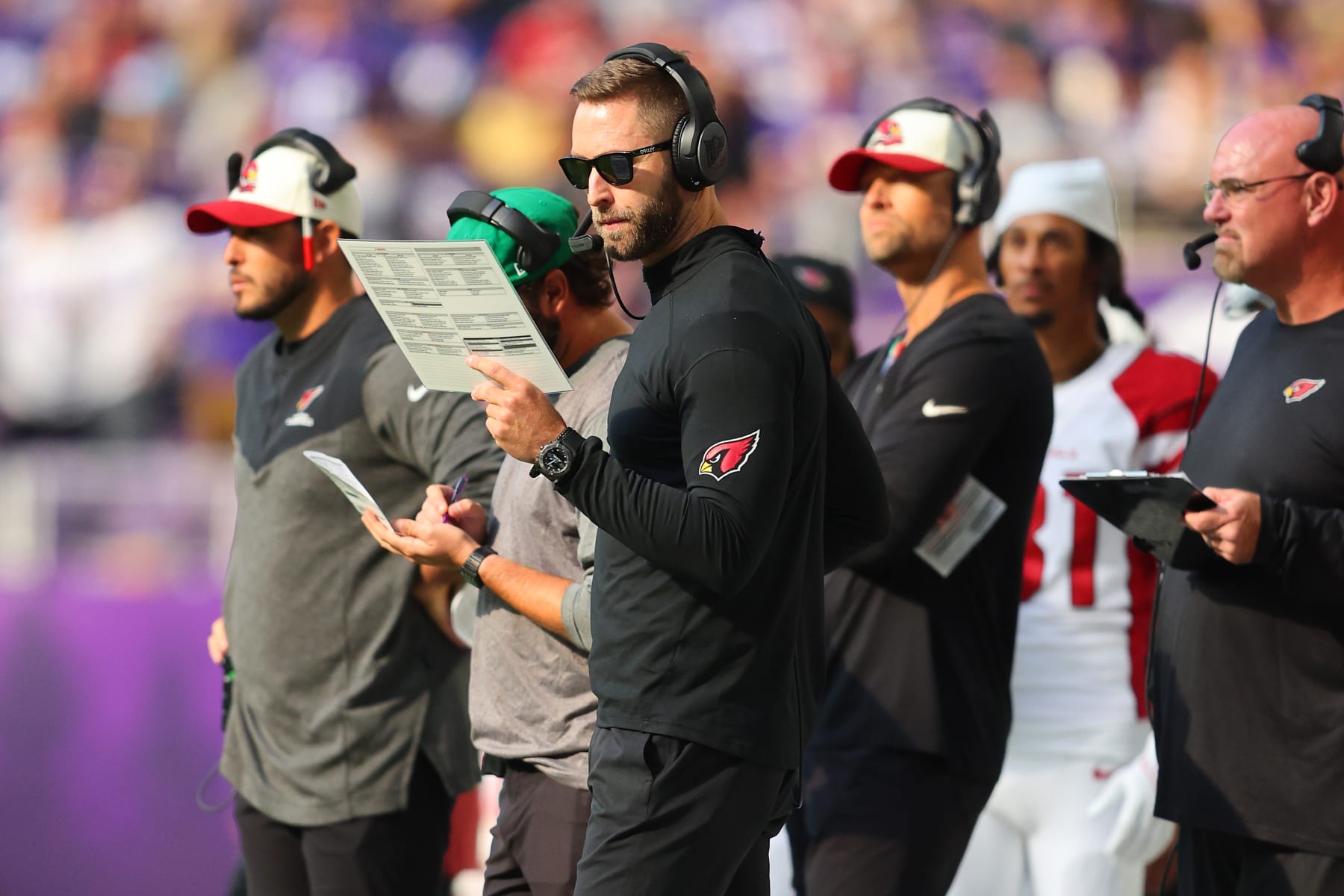 MINNEAPOLIS, MINNESOTA - OCTOBER 30: Head coach Kliff Kingsbury of the Arizona Cardinals reacts during the first half against the Minnesota Vikings at U.S. Bank Stadium on October 30, 2022 in Minneapolis, Minnesota. (Photo by Adam Bettcher/Getty Images)