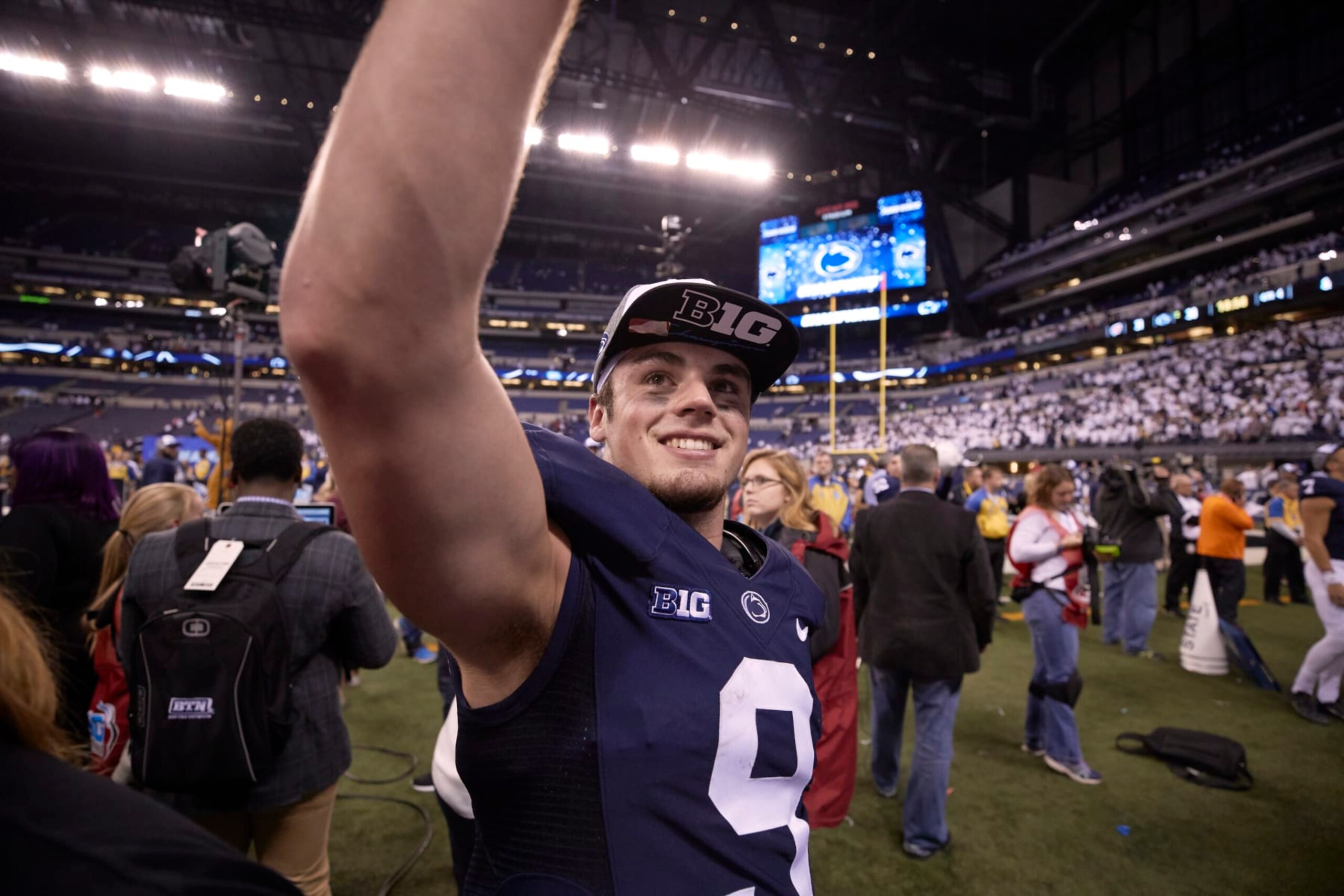 College Football: Big Ten Championship: Penn State QB Trace McSorley (9) victorious after winning game vs Wisconsin at Lucas Oil Stadium.
Indianapolis, IN 12/3/2016
CREDIT: Jeff Haynes (Photo by Jeff Haynes /Sports Illustrated via Getty Images)
(Set Number: SI646 TK1 )