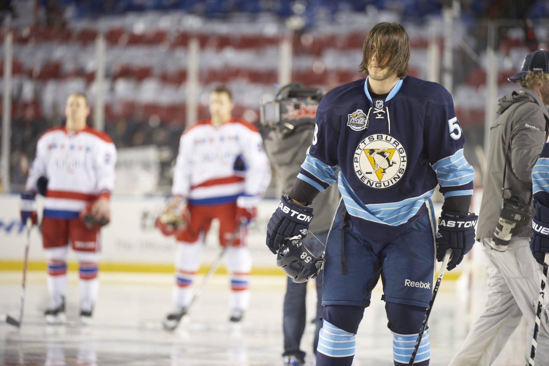 Hockey: NHL Winter Classic: Pittsburgh Penguins Kris Letang (58) on ice before game vs Washington Capitals at Heinz Field.Pittsburgh, PA 1/1/2011CREDIT: David E. Klutho (Photo by David E. Klutho /Sports Illustrated via Getty Images)(Set Number: X85201 TK2 R5 F62 )