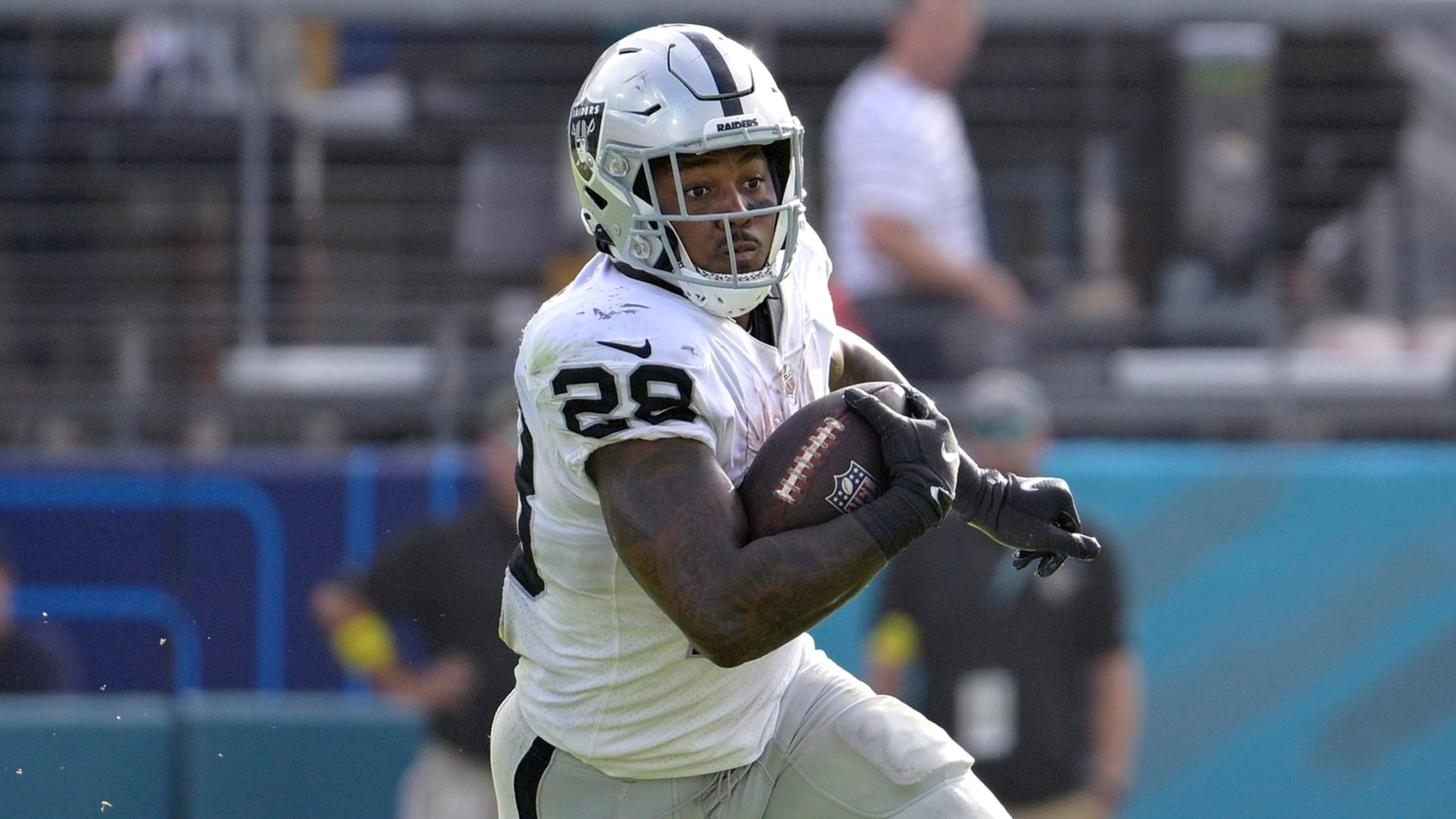 Raiders RB Josh Jacobs Raiders RB Josh Jacobs