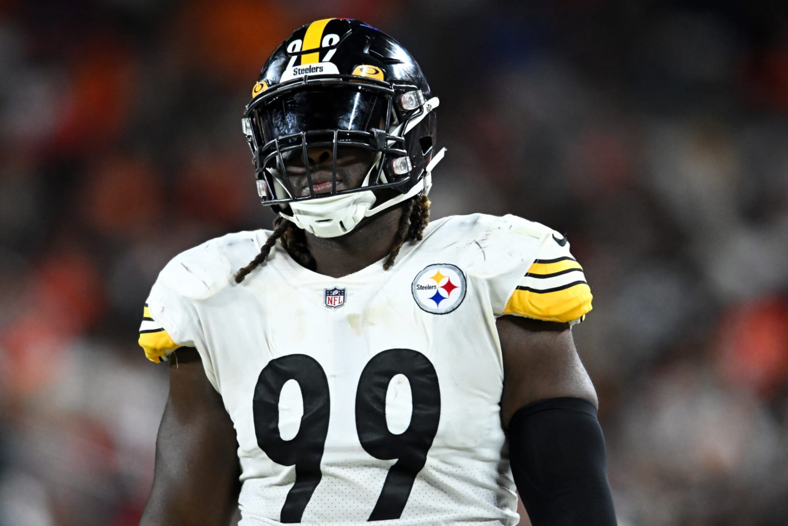 CLEVELAND, OH - SEPTEMBER 22: Larry Ogunjobi #99 of the Pittsburgh Steelers looks on during the second half against the Cleveland Browns at FirstEnergy Stadium on September 22, 2022 in Cleveland, Ohio. (Photo by Nick Cammett/Diamond Images via Getty Images) CLEVELAND, OH - SEPTEMBER 22: Larry Ogunjobi #99 of the Pittsburgh Steelers looks on during the second half against the Cleveland Browns at FirstEnergy Stadium on September 22, 2022 in Cleveland, Ohio. (Photo by Nick Cammett/Diamond Images via Getty Images)