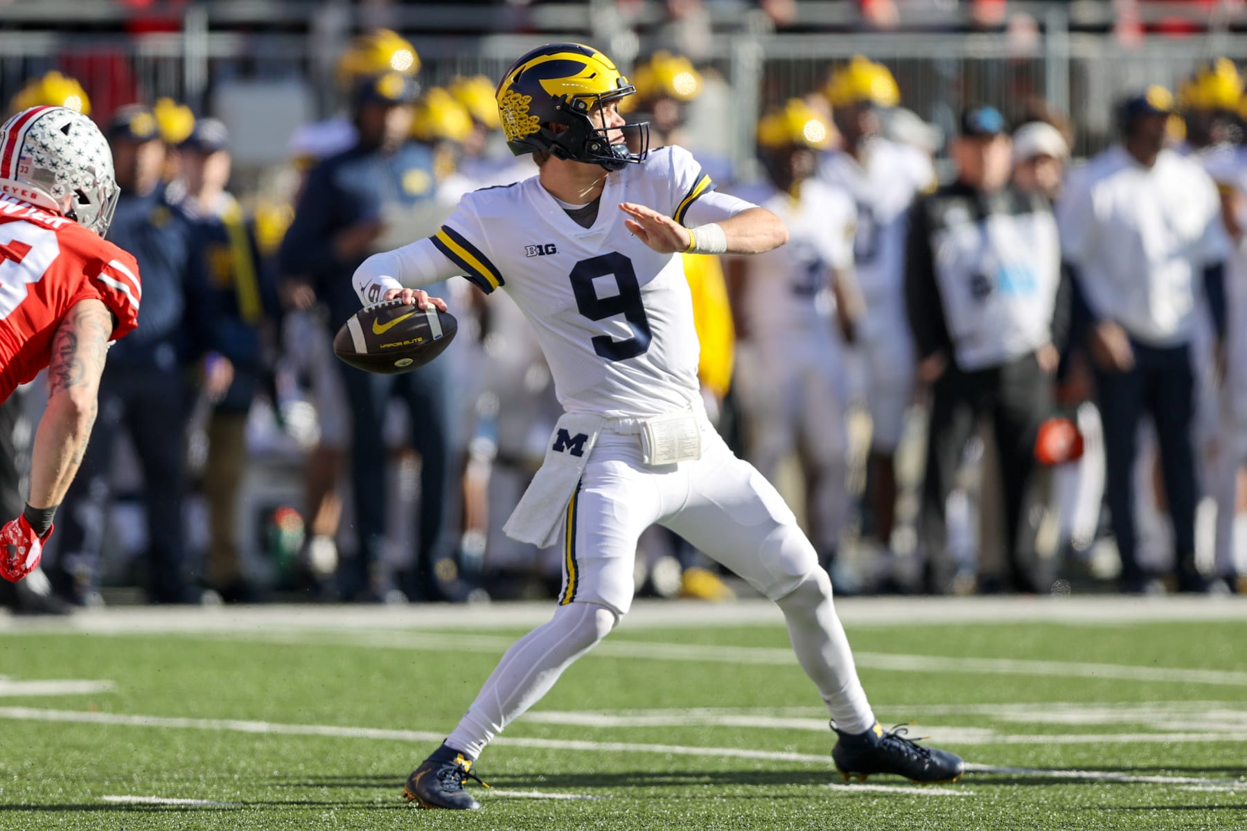 COLUMBUS, OH - NOVEMBER 26: Michigan Wolverines quarterback J.J. McCarthy (9) throws a 75-yard touchdown pass during the second quarter of the college football game between the Michigan Wolverines and Ohio State Buckeyes on November 26, 2022, at Ohio Stadium in Columbus, OH. (Photo by Frank Jansky/Icon Sportswire via Getty Images)