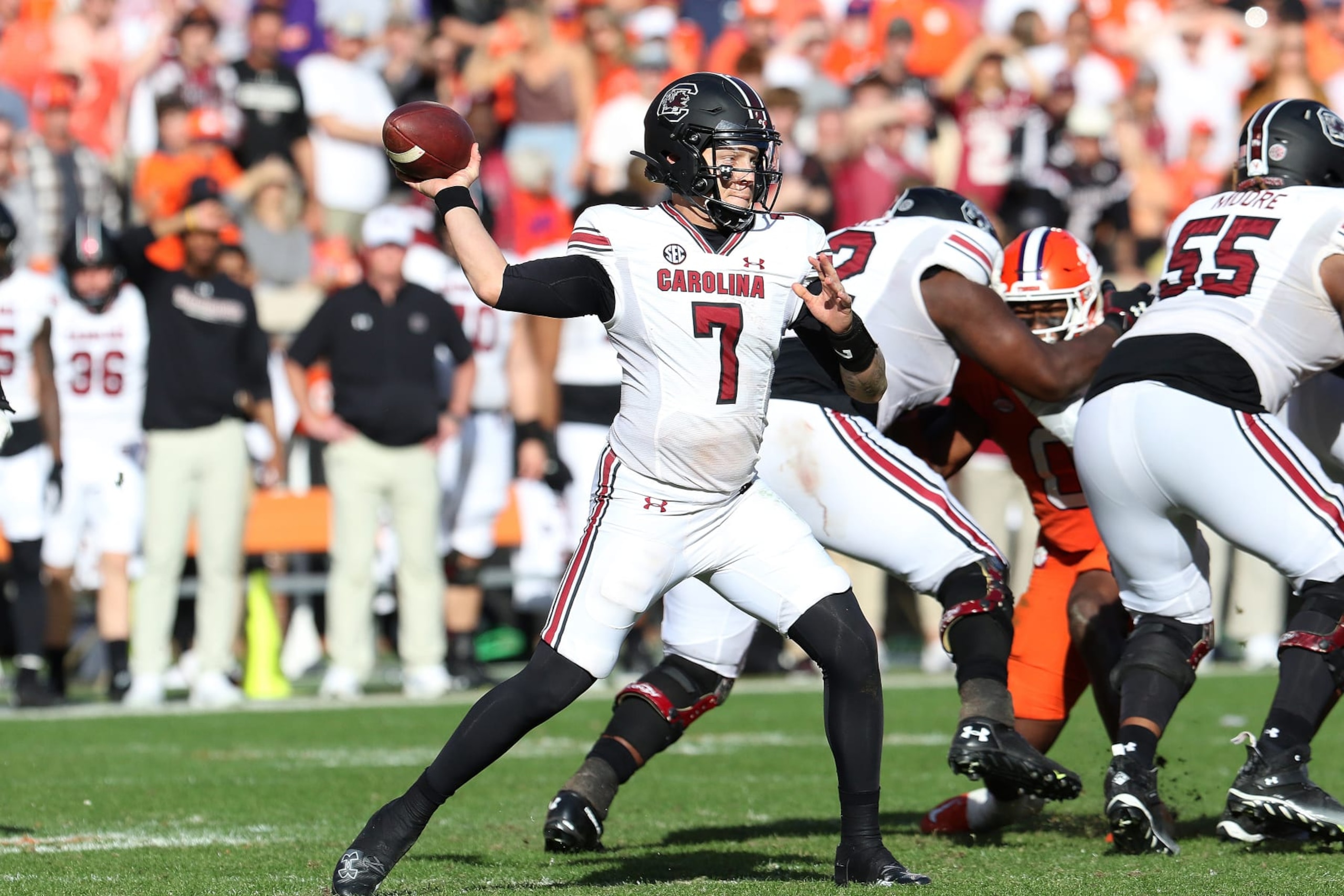 CLEMSON, SC - NOVEMBER 26: South Carolina Gamecocks quarterback Spencer Rattler (7) throws a pass during a college football game between the South Carolina Gamecocks and the Clemson Tigers on November 26, 2022, at Clemson Memorial Stadium in Clemson, S.C. (Photo by John Byrum/Icon Sportswire via Getty Images)