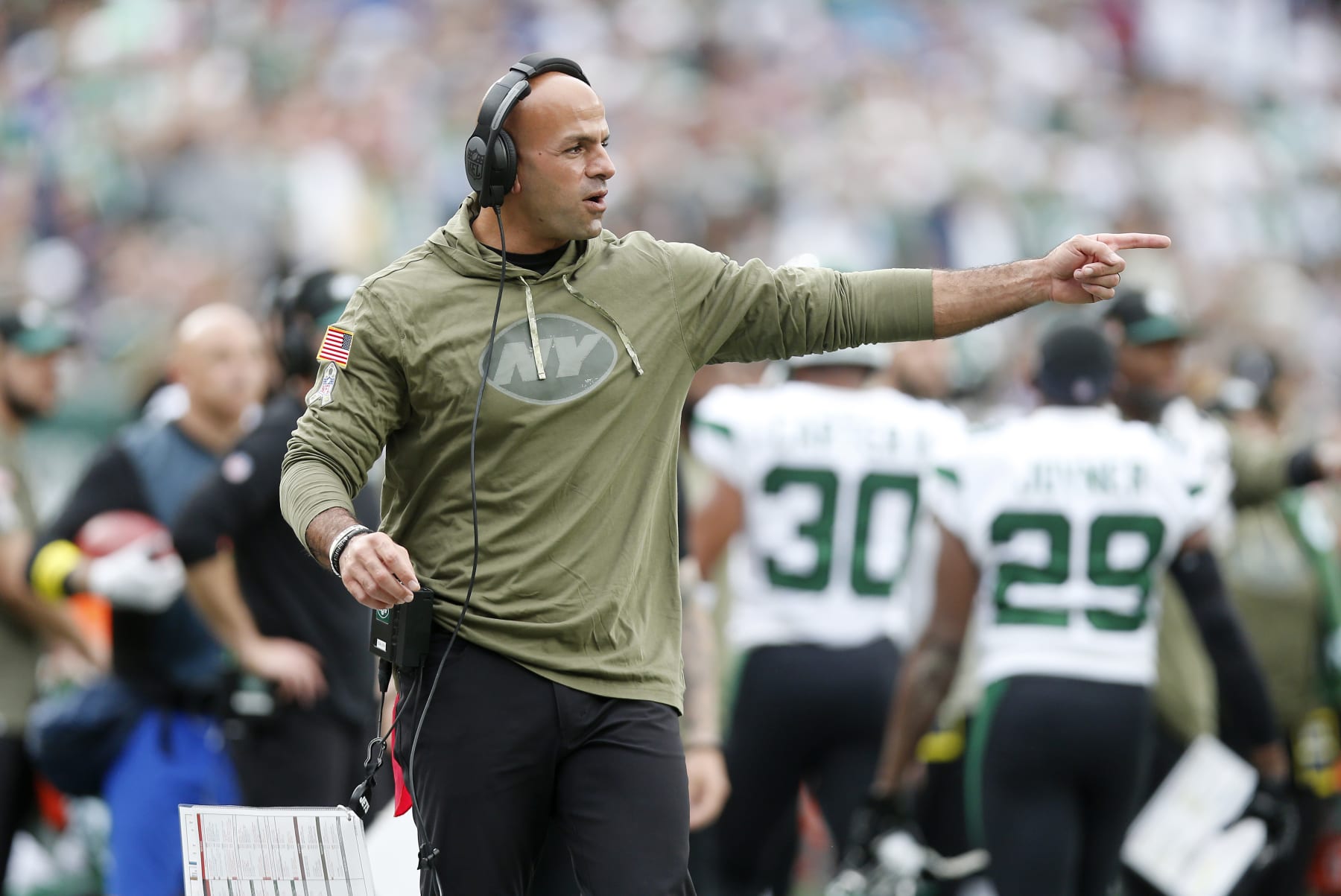 EAST RUTHERFORD, NEW JERSEY - NOVEMBER 06: (NEW YORK DAILIES OUT)  Head coach Robert Saleh of the New York Jets in action against the Buffalo Bills at MetLife Stadium on November 06, 2022 in East Rutherford, New Jersey. The Jets defeated the Bills 20-17. (Photo by Jim McIsaac/Getty Images)