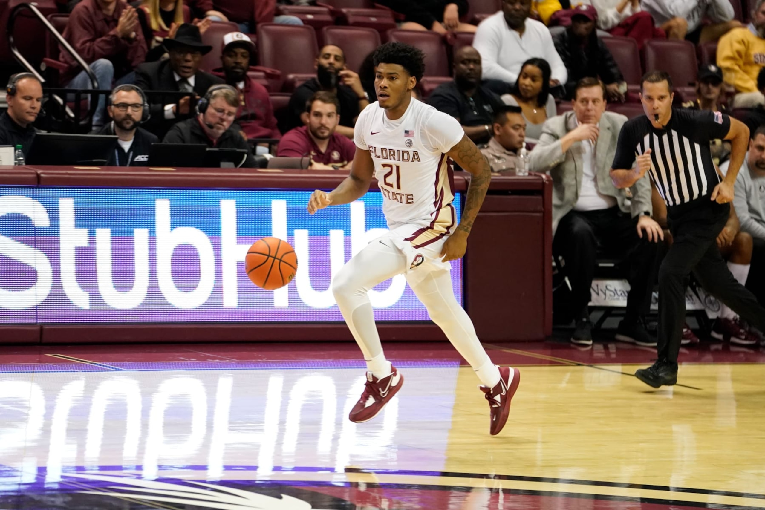 Florida State's Cam'Ron Fletcher