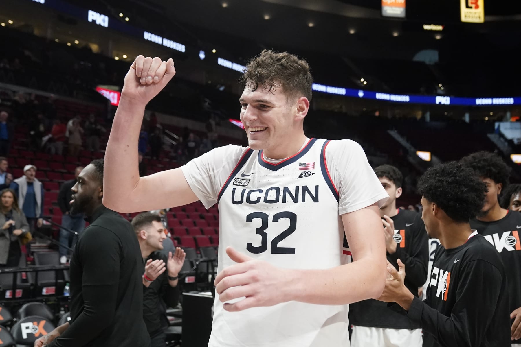 Connecticut's Donovan Clingan