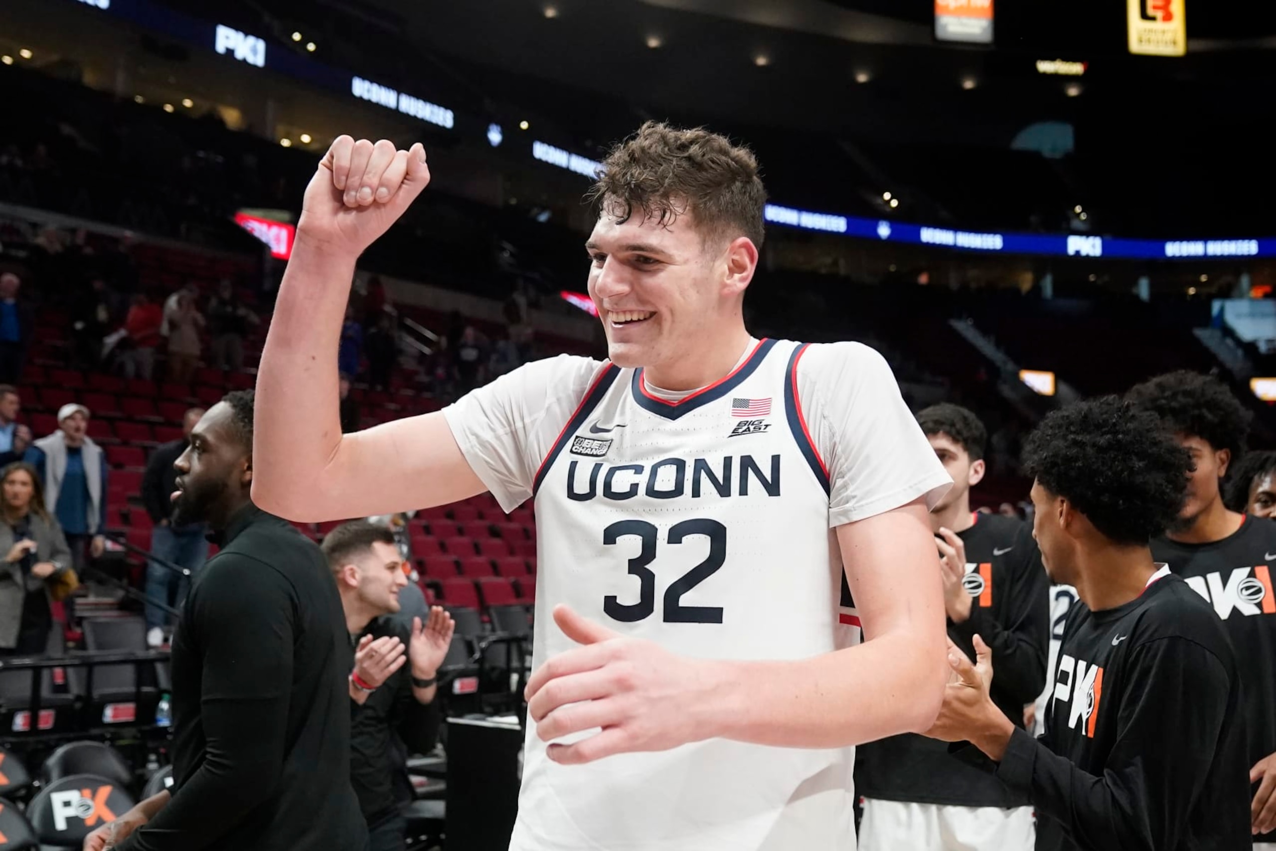 Connecticut's Donovan Clingan