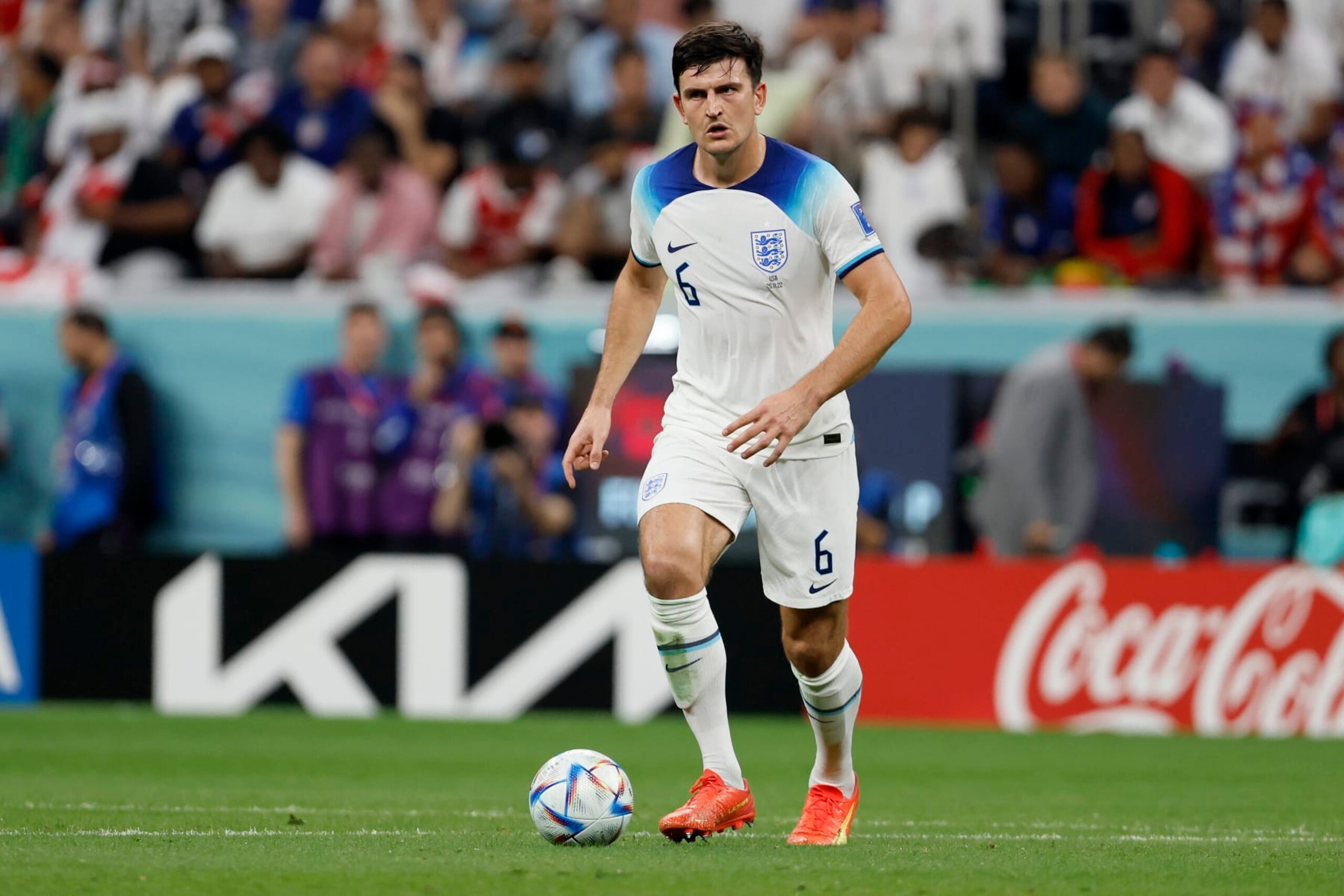 AL KHOR, QATAR - NOVEMBER 25: Harry McGuire of England on the ball during the FIFA World Cup Qatar 2022 Group B match between England and USA at Al Bayt Stadium on November 25, 2022 in Al Khor, Qatar. (Photo by Richard Sellers/Getty Images) AL KHOR, QATAR - NOVEMBER 25: Harry McGuire of England on the ball during the FIFA World Cup Qatar 2022 Group B match between England and USA at Al Bayt Stadium on November 25, 2022 in Al Khor, Qatar. (Photo by Richard Sellers/Getty Images)