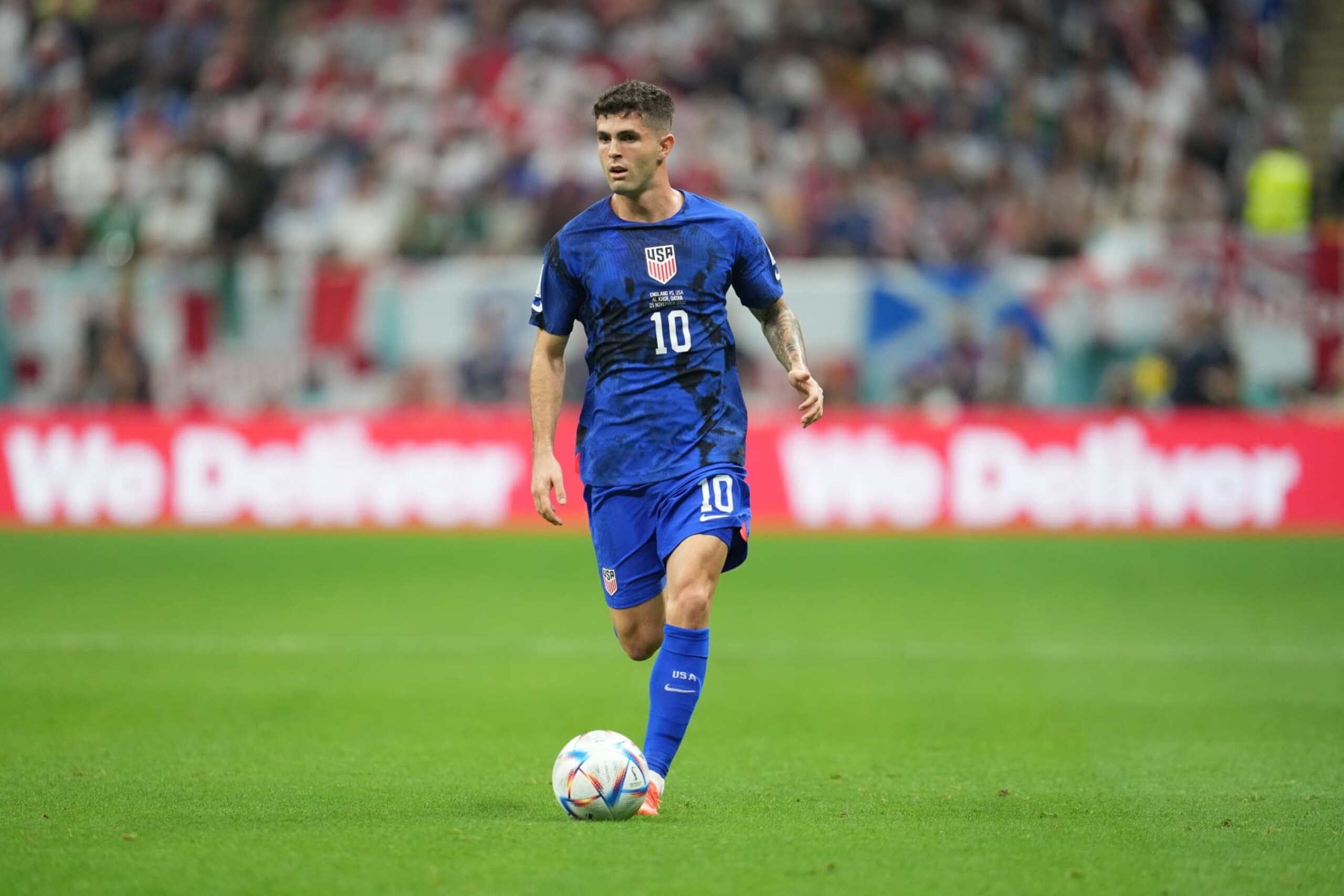 AL KHOR, QATAR - NOVEMBER 25: Christian Pulisic #10 of the United States advances the ball during a FIFA World Cup Qatar 2022 Group B match between England and USMNT at Al Bayt Stadium on November 25, 2022 in Al Khor, Qatar. (Photo by Brad Smith/ISI Photos/Getty Images)