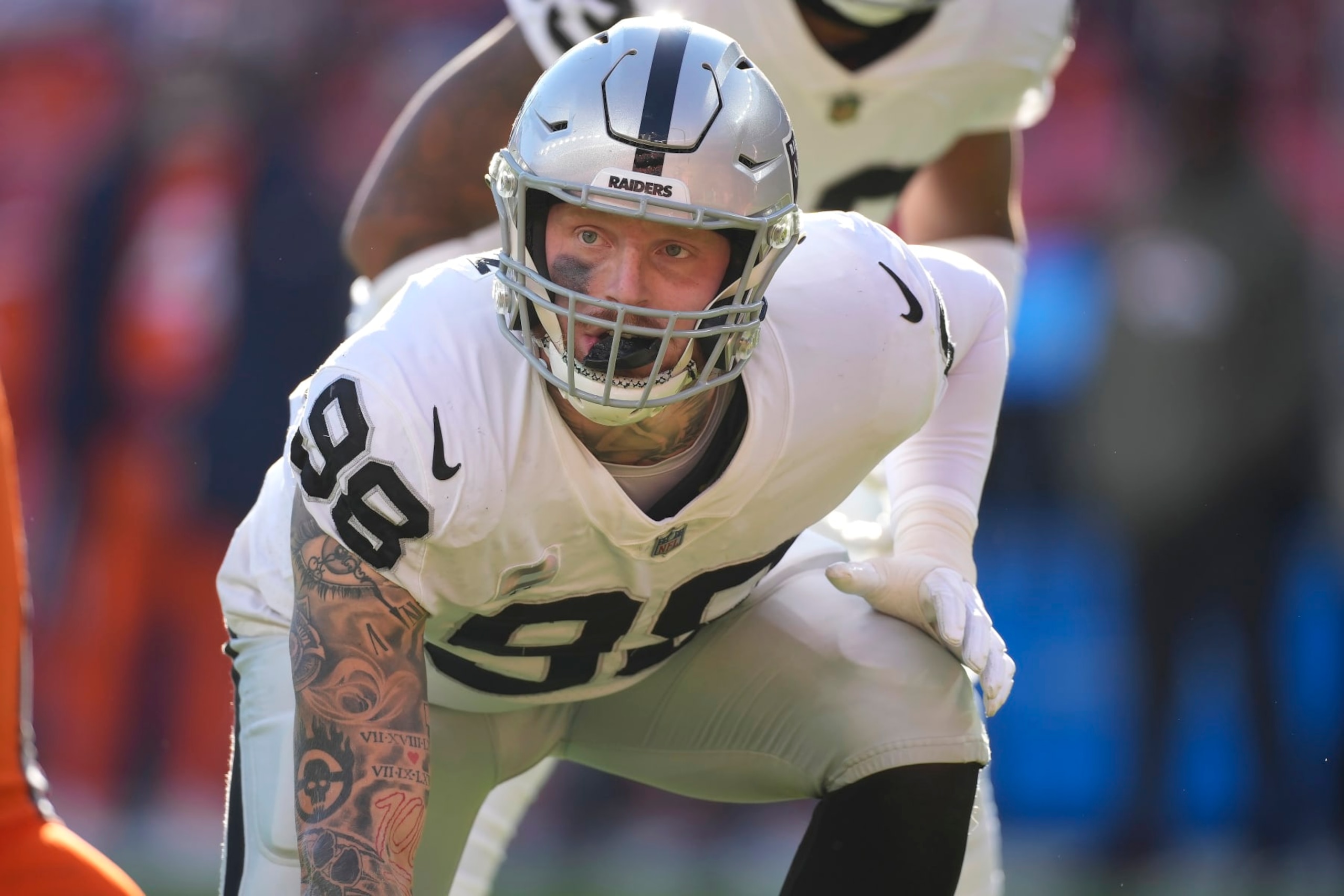 Raiders DE Maxx Crosby Raiders DE Maxx Crosby
