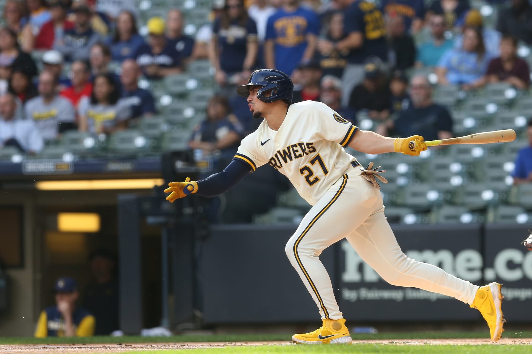 MILWAUKEE, WI - OCTOBER 05: Milwaukee Brewers shortstop Willy Adames (27) gets a hit during a game between the Milwaukee Brewers and the Arizona Diamondbacks on October 5, 2022, at American Family Field, in Milwaukee, WI. (Photo by Larry Radloff/Icon Sportswire via Getty Images)