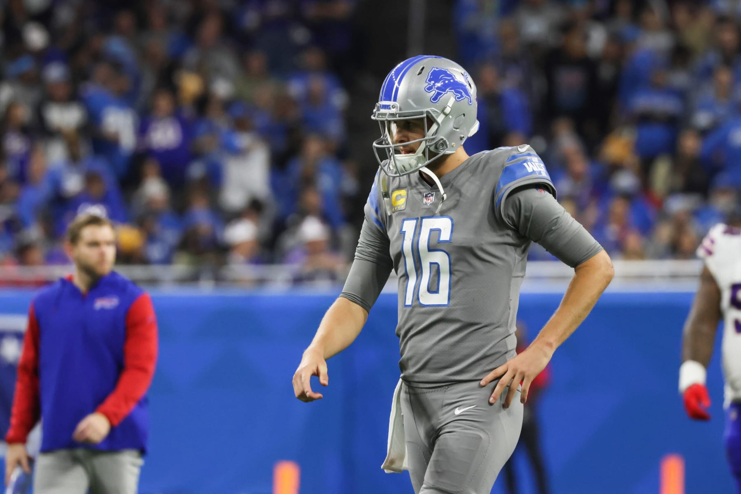 DETROIT, MI - NOVEMBER 24:  Detroit Lions quarterback Jared Goff (16) looks on during a timeout during a regular season NFL football game between the Buffalo Bills and the Detroit Lions on Thanksgiving Day on November 24, 2022 at Ford Field in Detroit, Michigan.  (Photo by Scott W. Grau/Icon Sportswire via Getty Images)