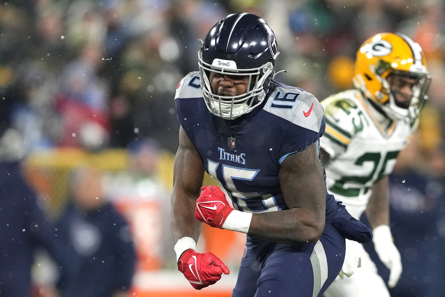 GREEN BAY, WISCONSIN - NOVEMBER 17: Treylon Burks #16 of the Tennessee Titans celebrates a first down reception against the Green Bay Packers during the first quarter in the game at Lambeau Field on November 17, 2022 in Green Bay, Wisconsin. (Photo by Patrick McDermott/Getty Images)