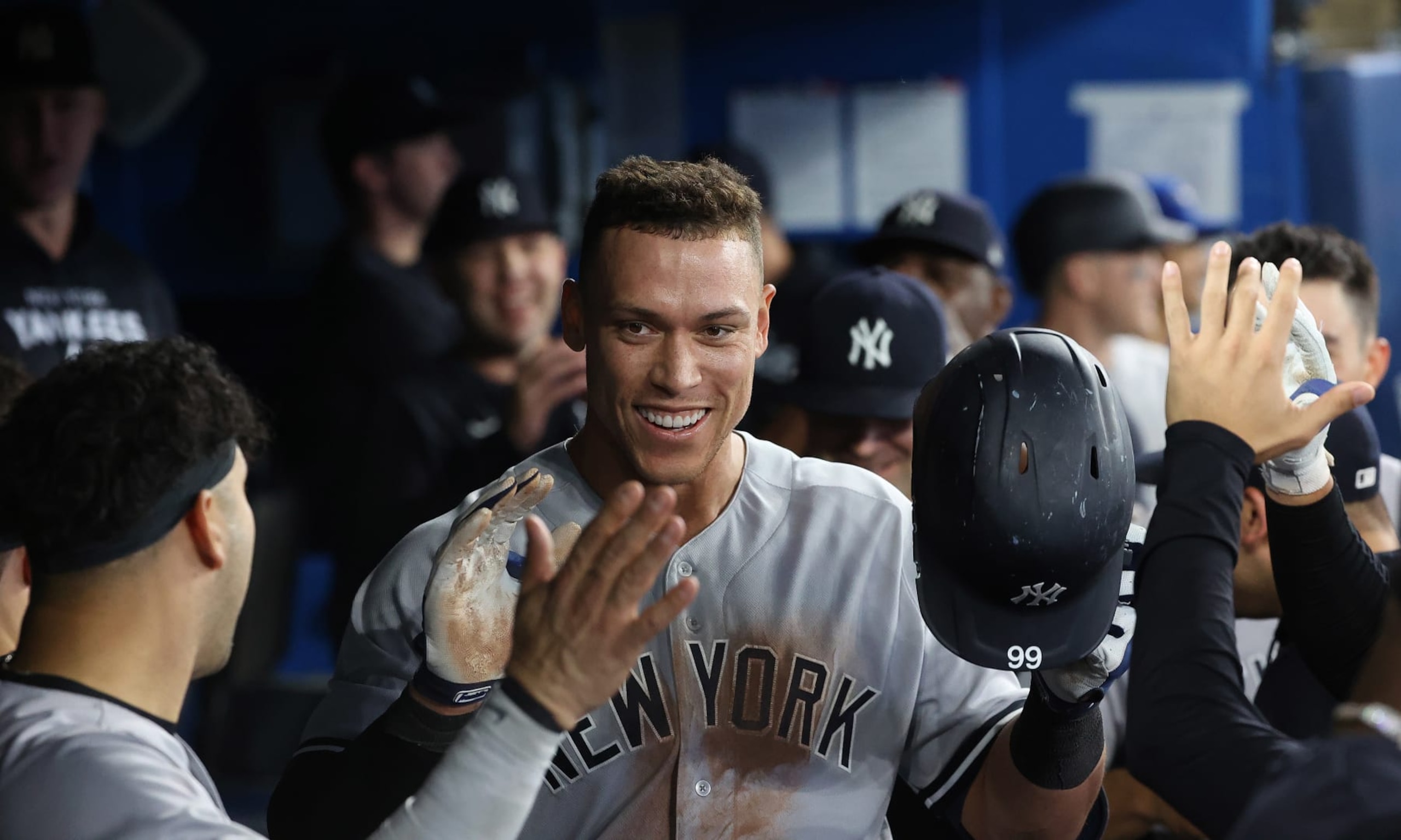 TORONTO, ON - SEPTEMBER 28  -  New York Yankees designated hitter Aaron Judge (99) hits his 61st home run, a two run shot, of the season to tie Roger Maris as the Toronto Blue Jays play the New York Yankees  at Rogers Centre in Toronto. September 28, 2022.        (Steve Russell/Toronto Star via Getty Images)