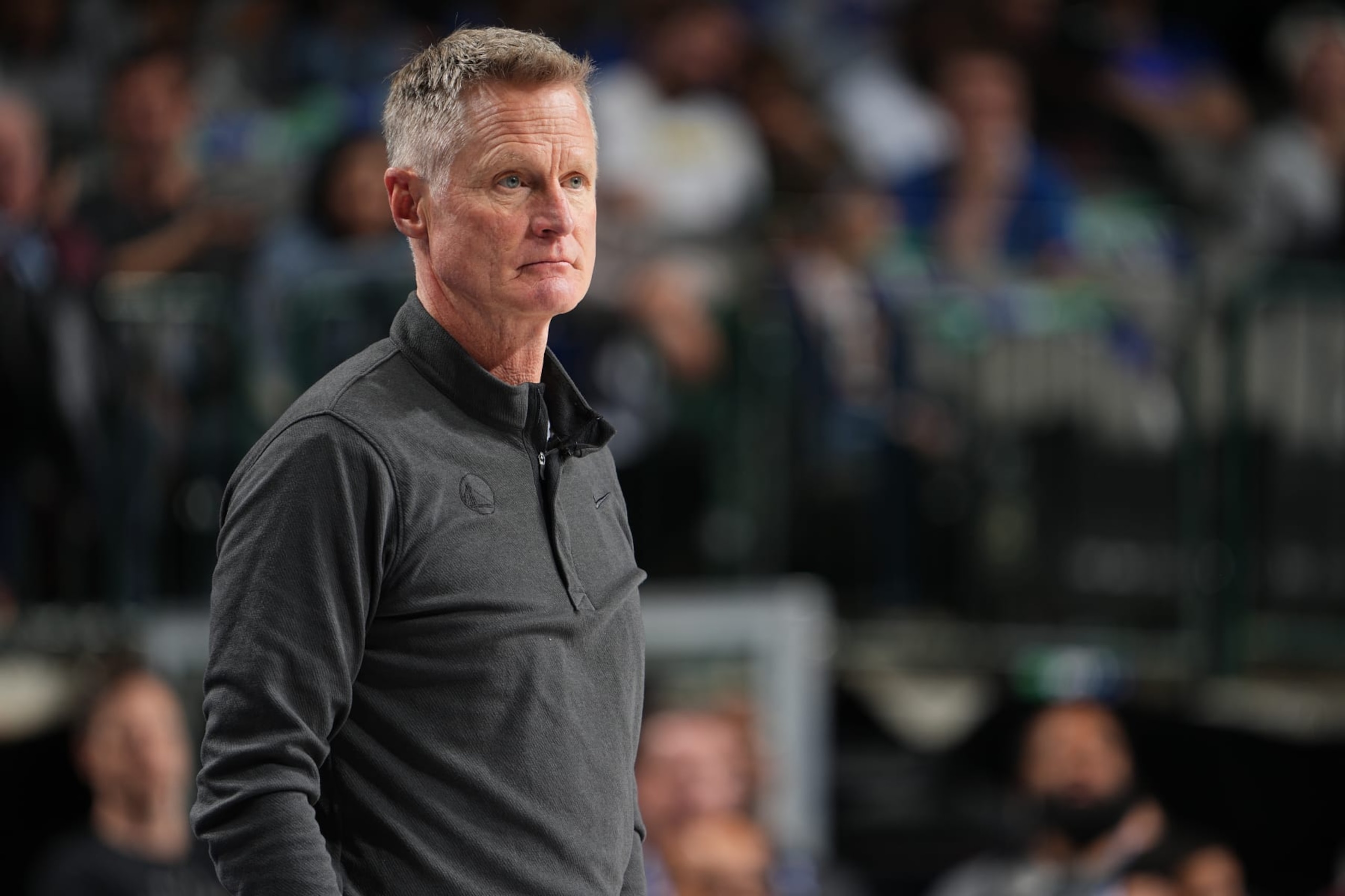 DALLAS, TX - NOVEMBER 29: Head Coach Steve Kerr of the Golden State Warriors looks on during the game against the Dallas Mavericks on November 29, 2022 at the American Airlines Center in Dallas, Texas. NOTE TO USER: User expressly acknowledges and agrees that, by downloading and or using this photograph, User is consenting to the terms and conditions of the Getty Images License Agreement. Mandatory Copyright Notice: Copyright 2022 NBAE (Photo by Glenn James/NBAE via Getty Images) DALLAS, TX - NOVEMBER 29: Head Coach Steve Kerr of the Golden State Warriors looks on during the game against the Dallas Mavericks on November 29, 2022 at the American Airlines Center in Dallas, Texas. NOTE TO USER: User expressly acknowledges and agrees that, by downloading and or using this photograph, User is consenting to the terms and conditions of the Getty Images License Agreement. Mandatory Copyright Notice: Copyright 2022 NBAE (Photo by Glenn James/NBAE via Getty Images)