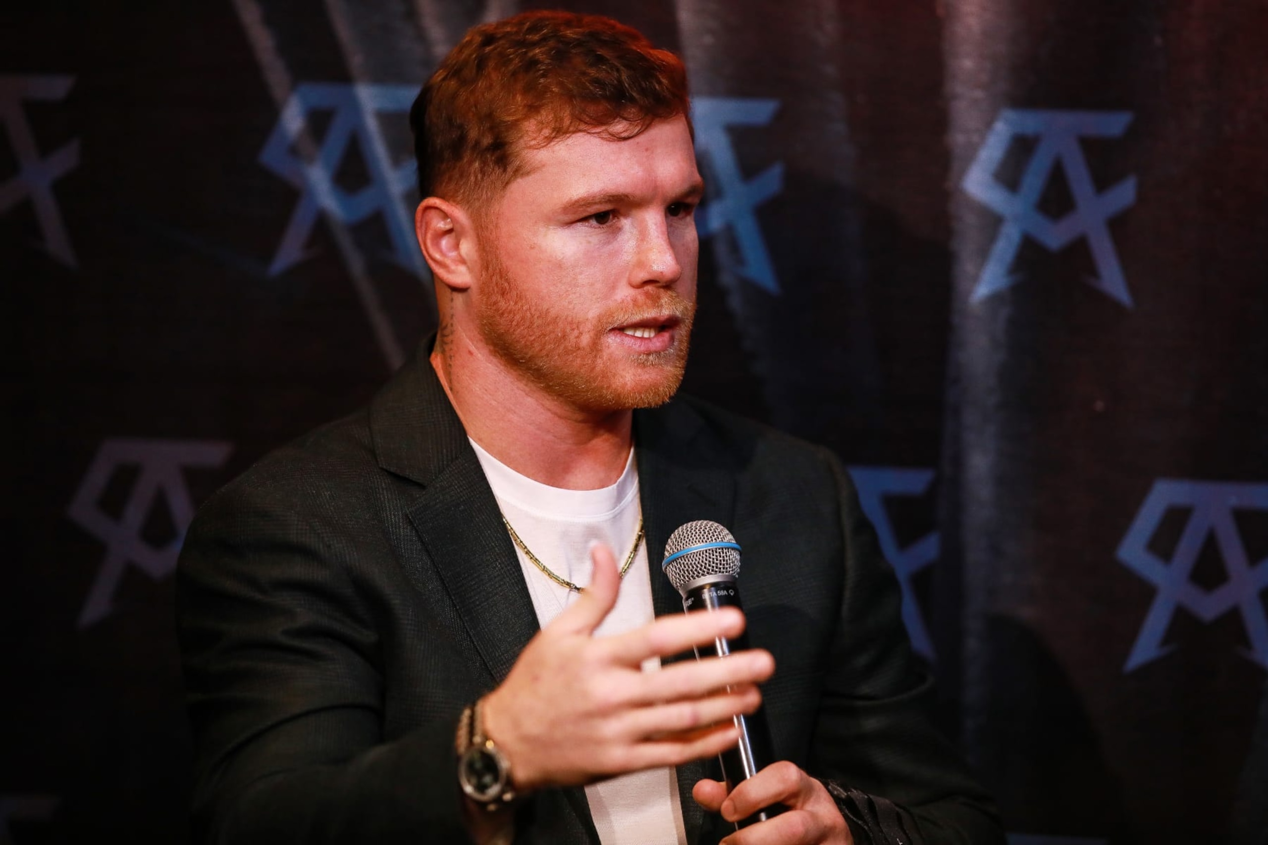 MEXICO CITY, MEXICO - NOVEMBER 16: Saul 'Canelo' Alvarez speaks during the press conference on the 'VMC' beverages by 'Canelo' Alvarez at Monumento A La Revolucion on November 16, 2022 in Mexico City, Mexico. (Photo by Manuel Velasquez/Getty Images) MEXICO CITY, MEXICO - NOVEMBER 16: Saul 'Canelo' Alvarez speaks during the press conference on the 'VMC' beverages by 'Canelo' Alvarez at Monumento A La Revolucion on November 16, 2022 in Mexico City, Mexico. (Photo by Manuel Velasquez/Getty Images)