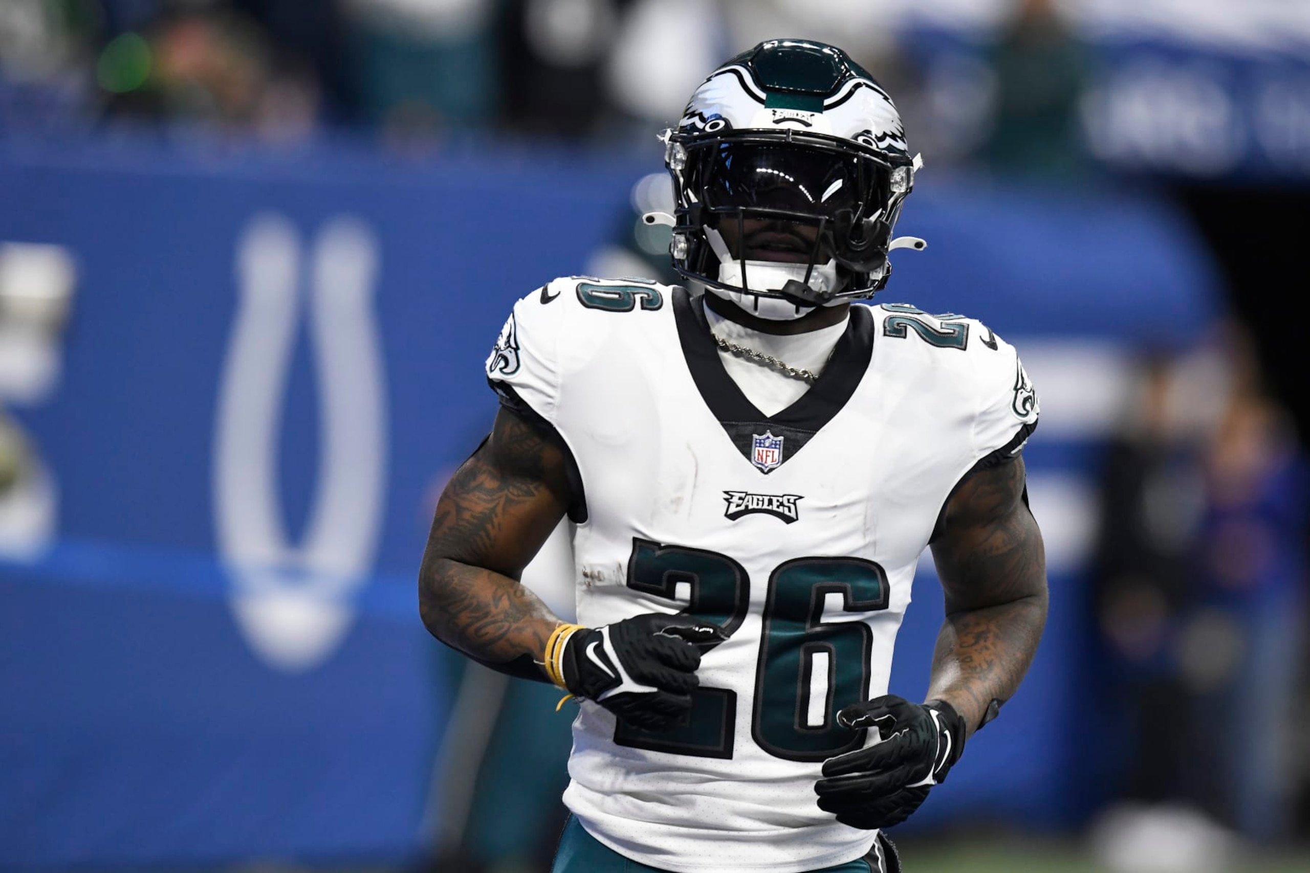 INDIANAPOLIS, IN - NOVEMBER 20: Philadelphia Eagles Running Back Miles Sanders (26) warms up for the NFL football game between the Philadelphia Eagles and the Indianapolis Colts on November 20, 2022, at Lucas Oil Stadium in Indianapolis, Indiana. (Photo by Michael Allio/Icon Sportswire via Getty Images)