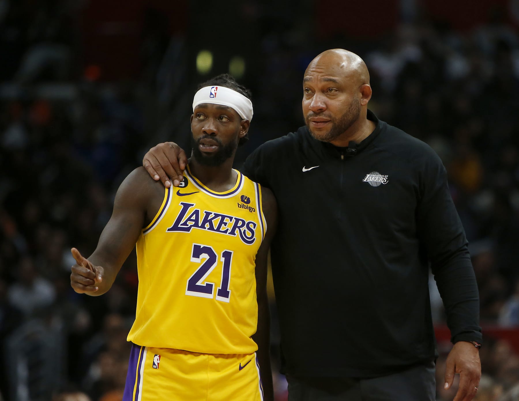 LOS ANGELES, CALIF. - NOV. 9, 2022. Lakers coach. Darvin Ham talks with guard Patrick Beverley in the fourth quarter at Crypto.com Arena in Los Angeles on Wednesday night, Nov. 9, 2022. (Luis Sinco / Los Angeles Times via Getty Images) LOS ANGELES, CALIF. - NOV. 9, 2022. Lakers coach. Darvin Ham talks with guard Patrick Beverley in the fourth quarter at Crypto.com Arena in Los Angeles on Wednesday night, Nov. 9, 2022. (Luis Sinco / Los Angeles Times via Getty Images)