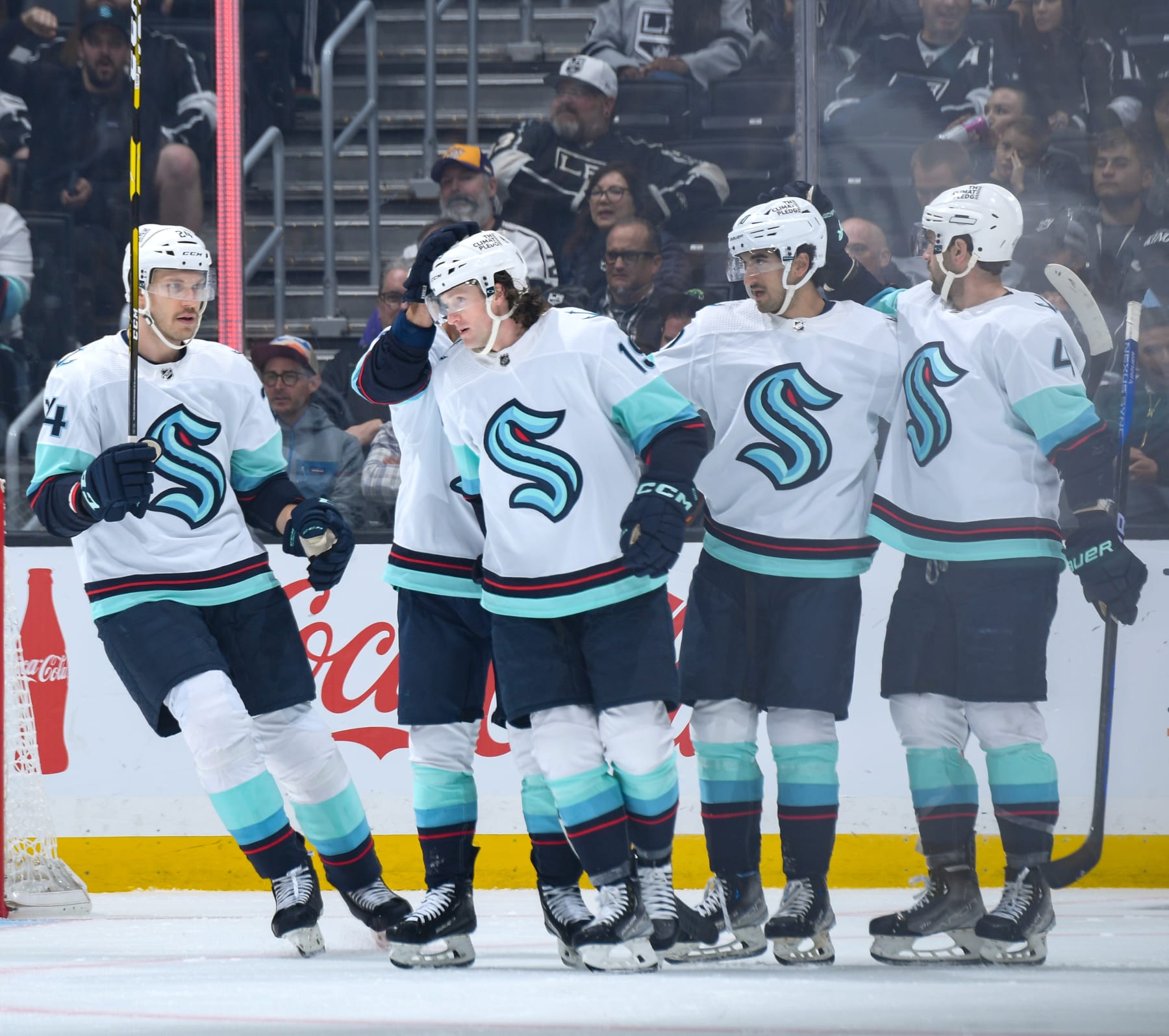 LOS ANGELES, CA - NOVEMBER 29: Jared McCann #19 of the Seattle Kraken celebrates his goal with teammates during the first period against the Los Angeles Kings at Crypto.com Arena on November 29, 2022 in Los Angeles, California.  (Photo by Juan Ocampo/NHLI via Getty Images)