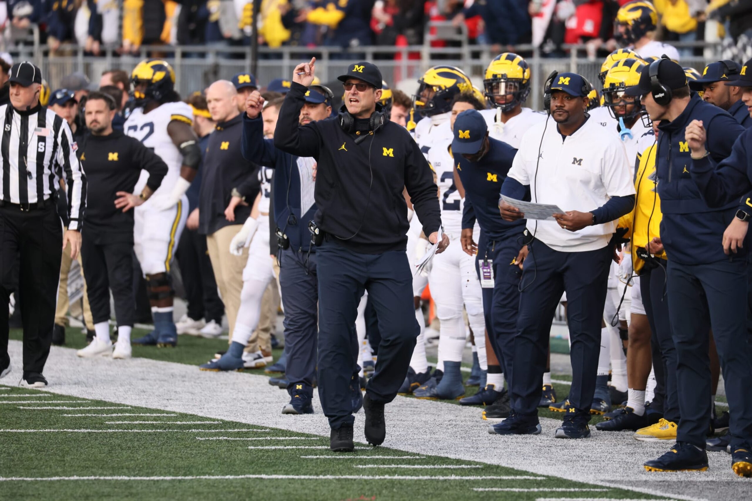College Football: Michigan head coach Jim Harbaugh looks on vs Ohio State at Ohio Stadium.
Columbus, OH 11/26/2022
CREDIT: David E. Klutho (Photo by David E. Klutho/Sports Illustrated via Getty Images)
(Set Number: X164248 TK1) College Football: Michigan head coach Jim Harbaugh looks on vs Ohio State at Ohio Stadium.
Columbus, OH 11/26/2022
CREDIT: David E. Klutho (Photo by David E. Klutho/Sports Illustrated via Getty Images)
(Set Number: X164248 TK1)