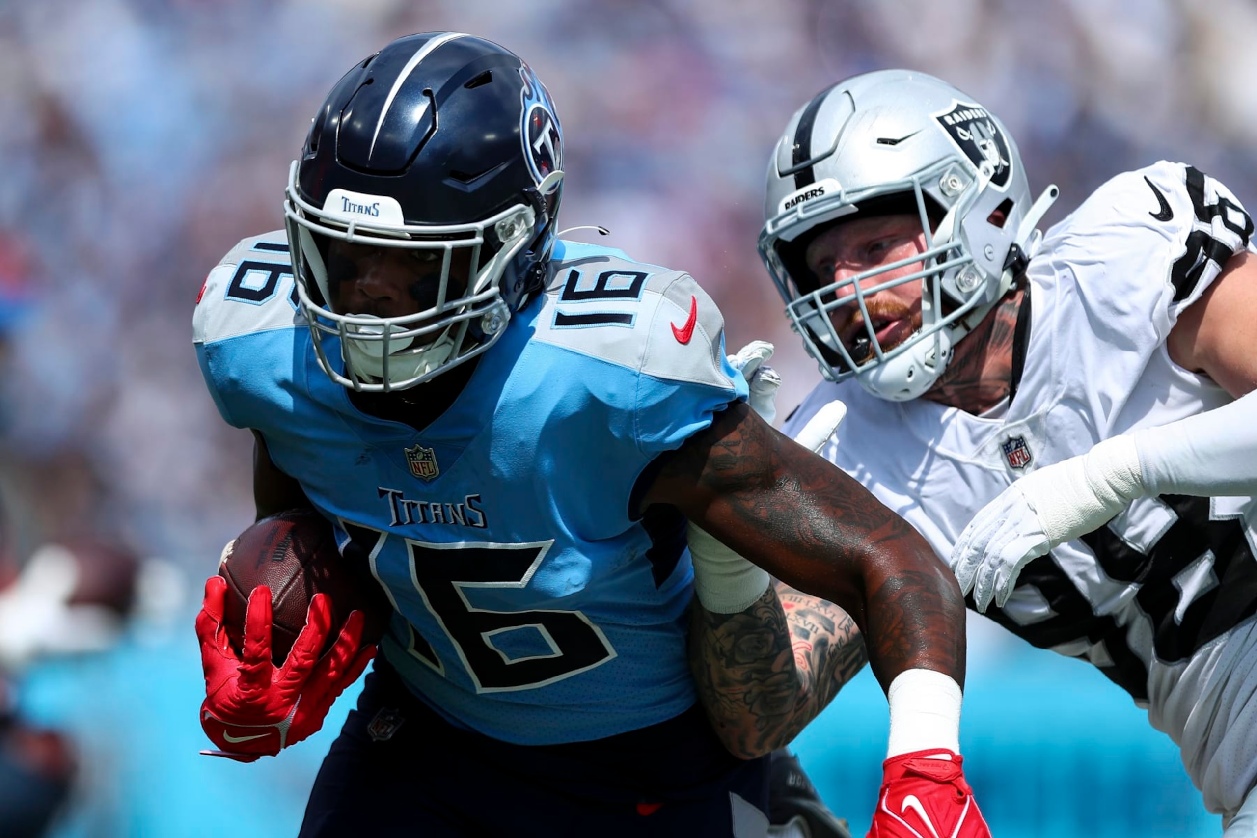 Titans WR Treylon Burks Titans WR Treylon Burks