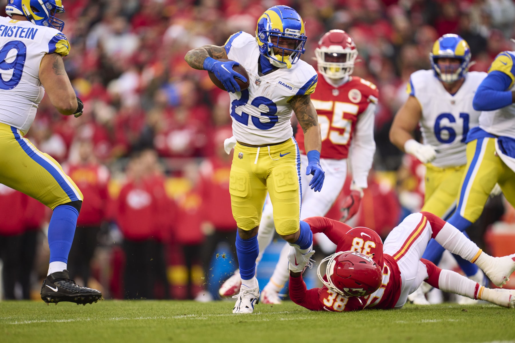 KANSAS CITY, MO - NOVEMBER 27: Kyren Williams #23 of the Los Angeles Rams carries the ball against the Kansas City Chiefs during the first half at GEHA Field at Arrowhead Stadium on November 27, 2022 in Kansas City, Missouri. (Photo by Cooper Neill/Getty Images)