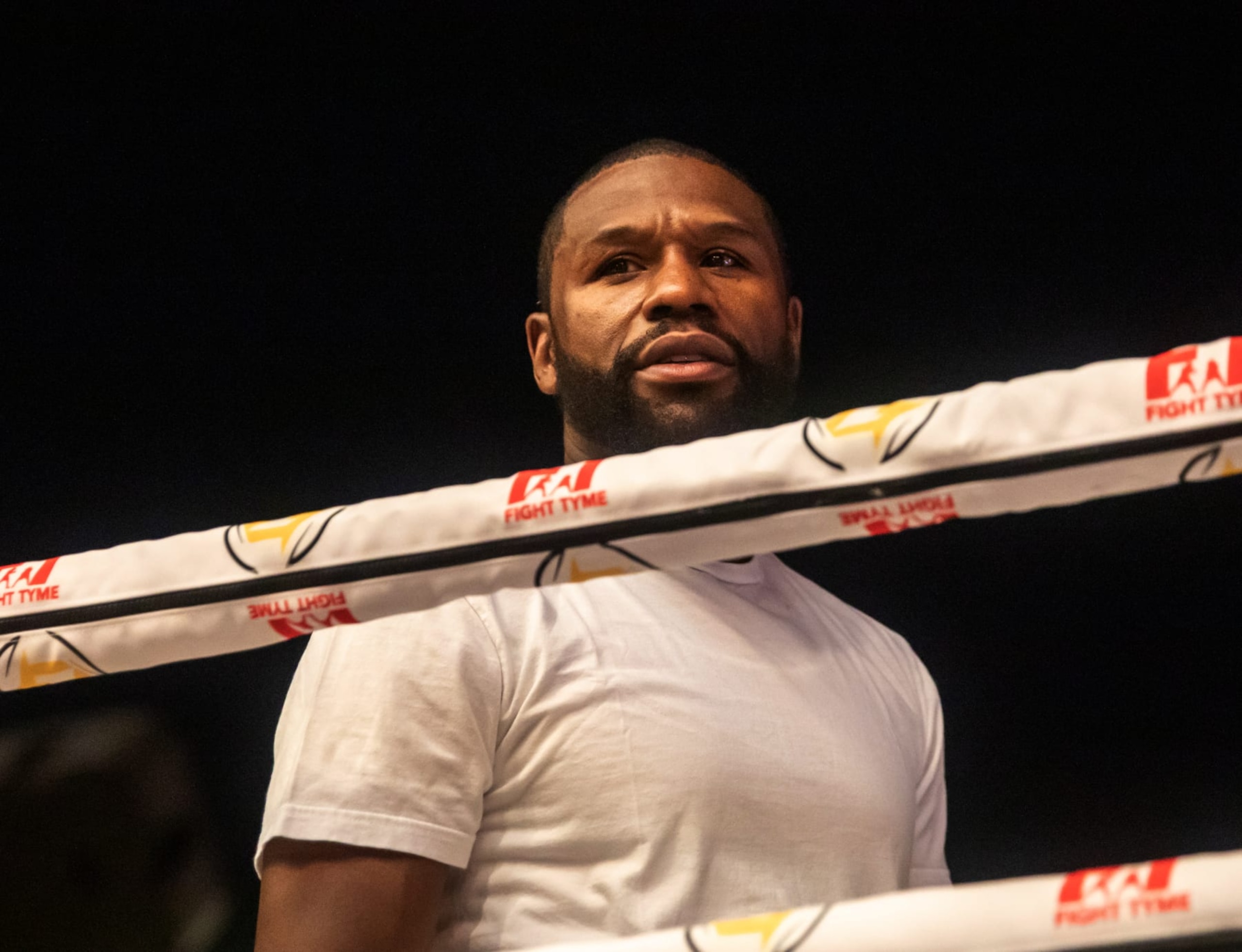 DUBAI, UAE - NOVEMBER 08: Floyd Mayweather and Deji Olatunji attend a training prior to their boxing match at Coca-Cola Arena in Dubai, UAE on November 08, 2022. (Photo by Waleed Zein/Anadolu Agency via Getty Images)
