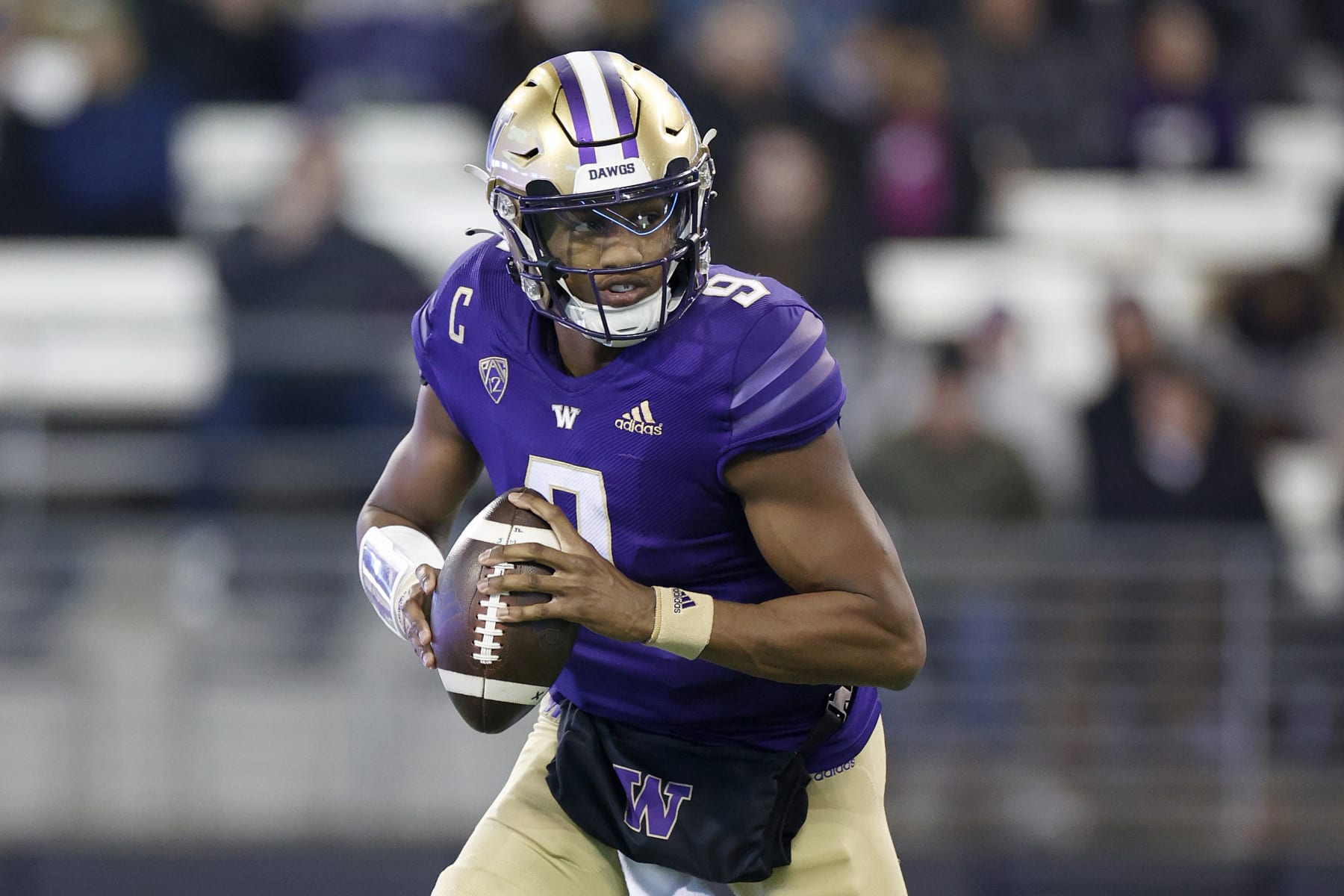 SEATTLE, WASHINGTON - NOVEMBER 19: Michael Penix Jr. #9 of the Washington Huskies passes during the second quarter against the Colorado Buffaloes at Husky Stadium on November 19, 2022 in Seattle, Washington. (Photo by Steph Chambers/Getty Images)