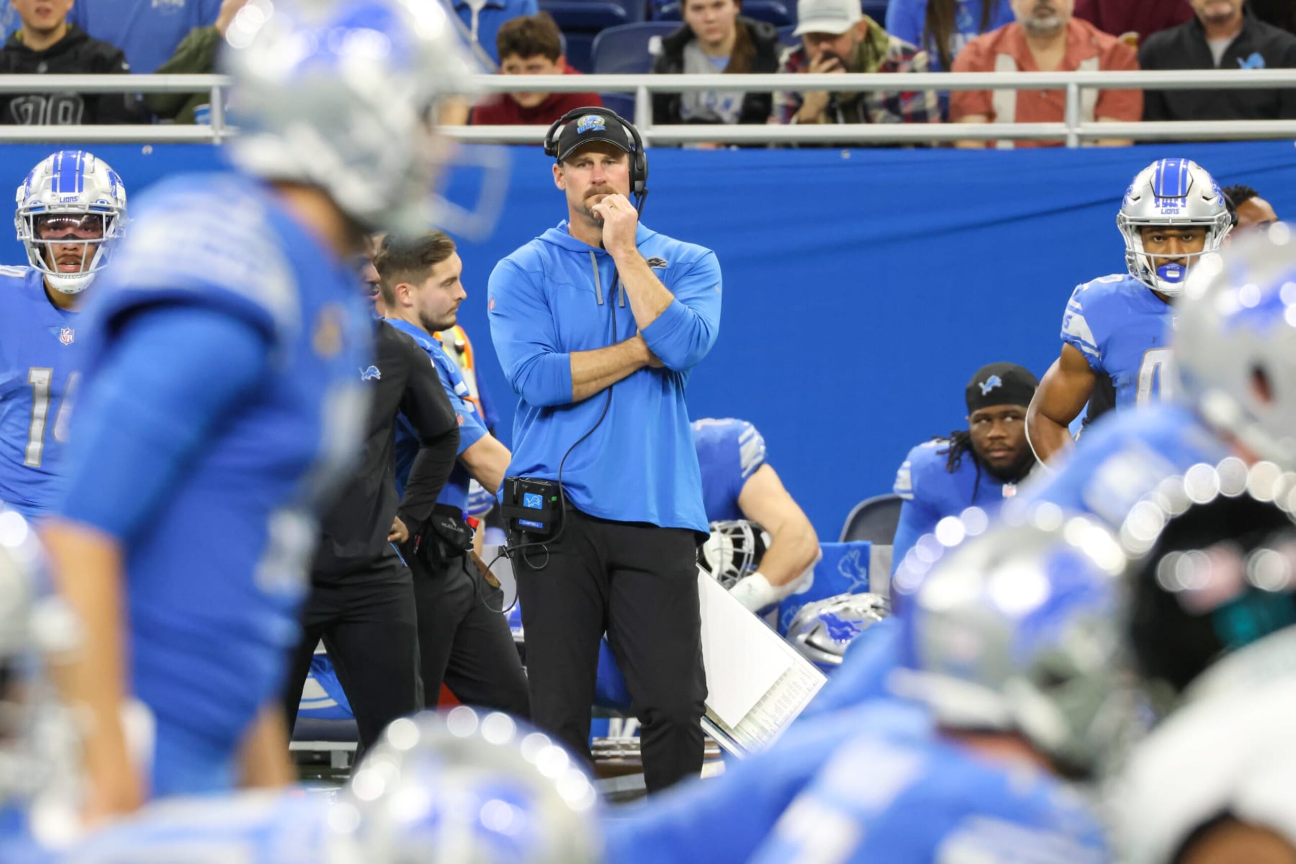 DETROIT, MI - DECEMBER 04:  Detroit Lions head coach Dan Campbell watches the action on the field during the third quarter of an NFL football game between the Jacksonville Jaguars and the Detroit Lions on December 4, 2022 at Ford Field in Detroit, Michigan.  (Photo by Scott W. Grau/Icon Sportswire via Getty Images)
