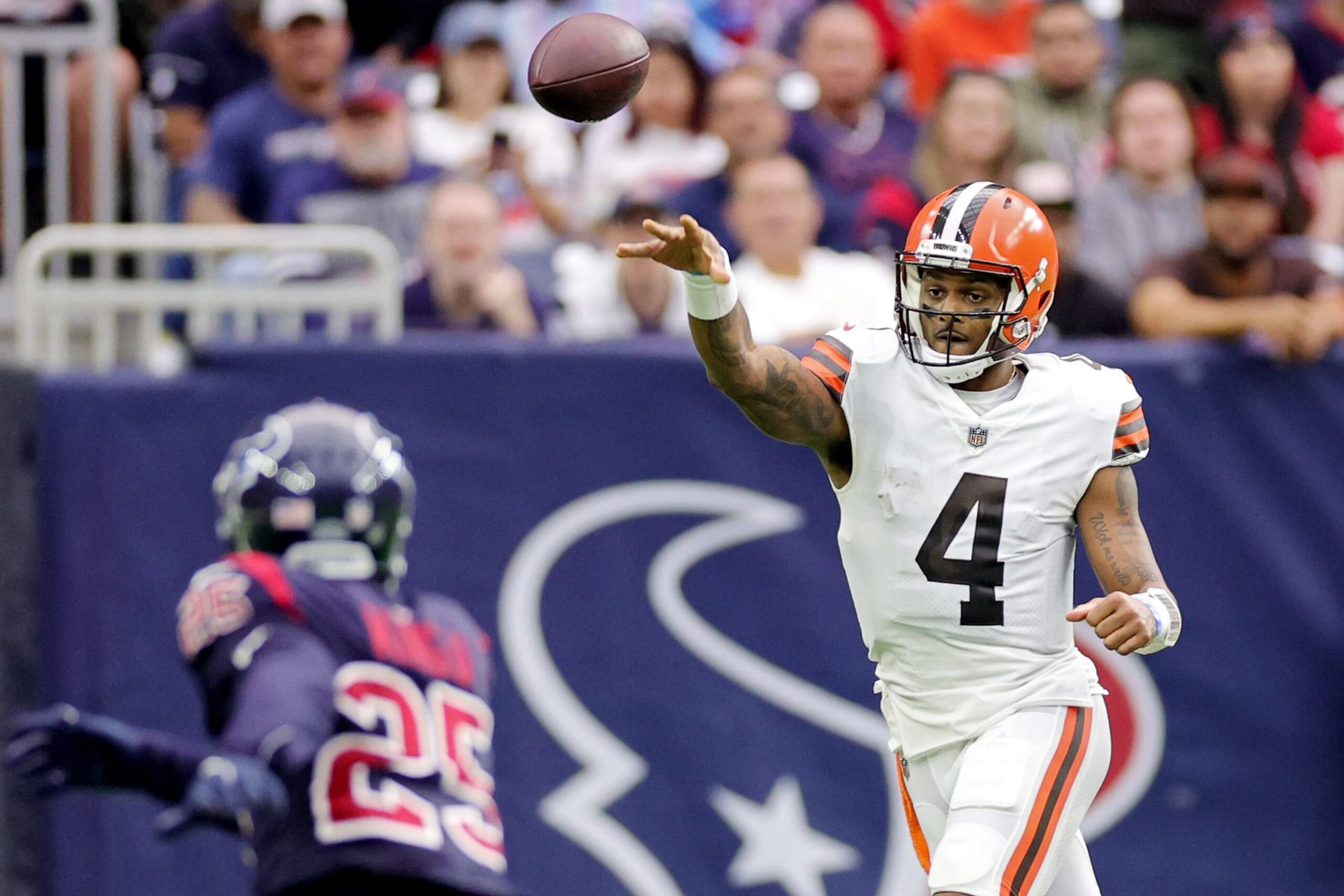 HOUSTON, TEXAS - DECEMBER 04: Deshaun Watson #4 of the Cleveland Browns attempts a pass during the third quarter against the Houston Texans at NRG Stadium on December 04, 2022 in Houston, Texas. (Photo by Carmen Mandato/Getty Images)