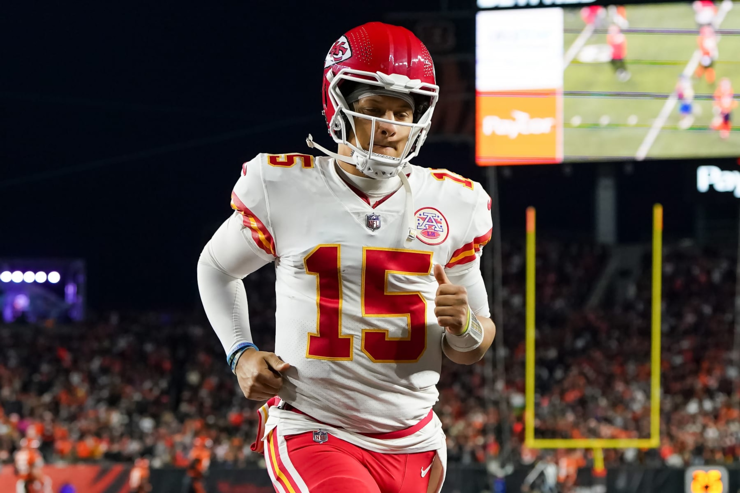 CINCINNATI, OHIO - DECEMBER 04: Patrick Mahomes #15 of the Kansas City Chiefs jogs across the field at halftime against the Cincinnati Bengals at Paycor Stadium on December 04, 2022 in Cincinnati, Ohio. (Photo by Dylan Buell/Getty Images) CINCINNATI, OHIO - DECEMBER 04: Patrick Mahomes #15 of the Kansas City Chiefs jogs across the field at halftime against the Cincinnati Bengals at Paycor Stadium on December 04, 2022 in Cincinnati, Ohio. (Photo by Dylan Buell/Getty Images)