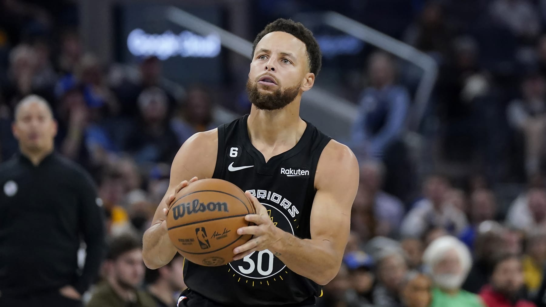 Golden State Warriors guard Stephen Curry (30) during an NBA basketball game against the Los Angeles Clippers in San Francisco, Wednesday, Nov. 23, 2022. (AP Photo/Jeff Chiu)