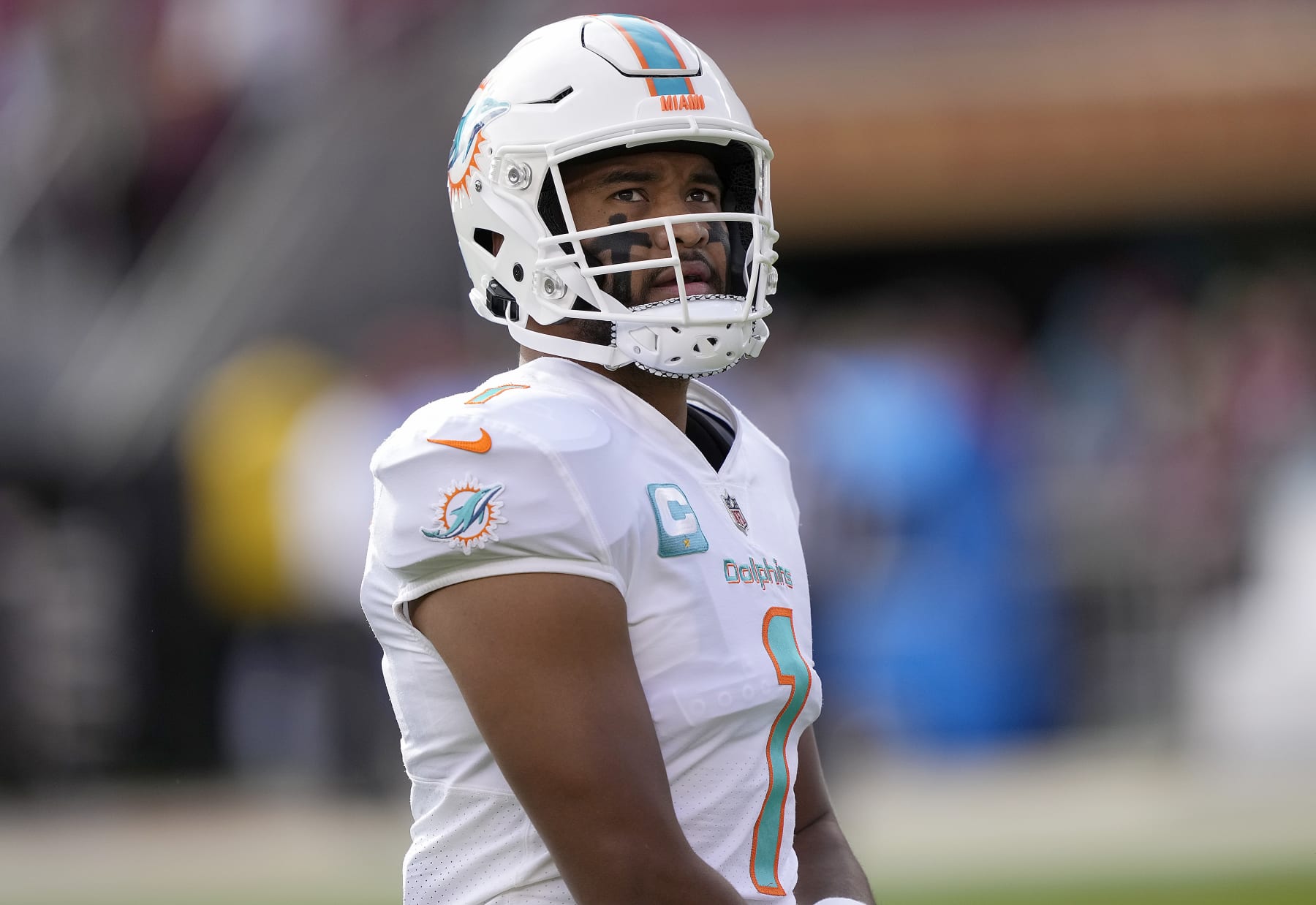 SANTA CLARA, CALIFORNIA - DECEMBER 04: Tua Tagovailoa #1 of the Miami Dolphins warms up during pregame against the San Francisco 49ers at Levi's Stadium on December 04, 2022 in Santa Clara, California. (Photo by Thearon W. Henderson/Getty Images)