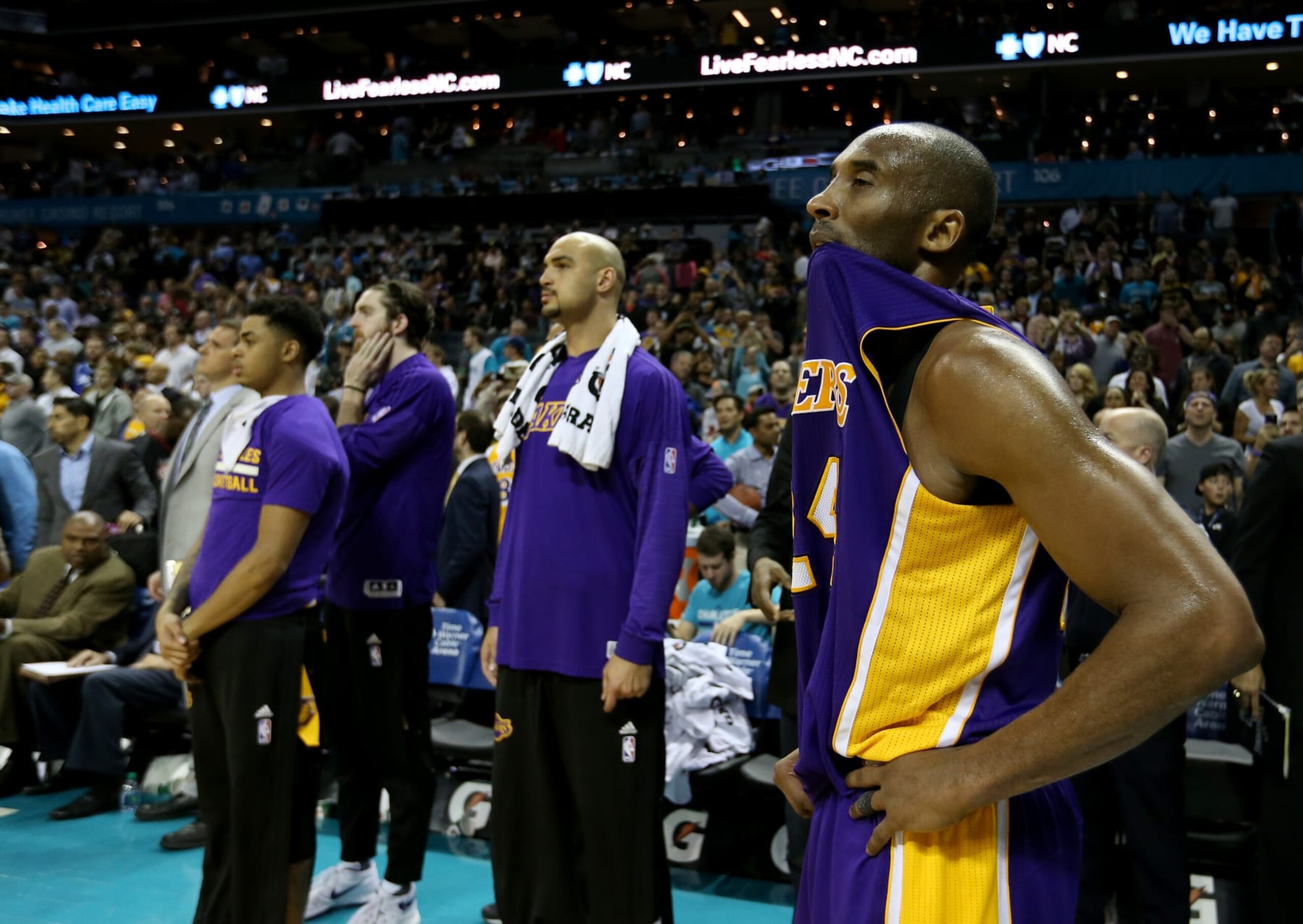 Kobe Bryant (right)