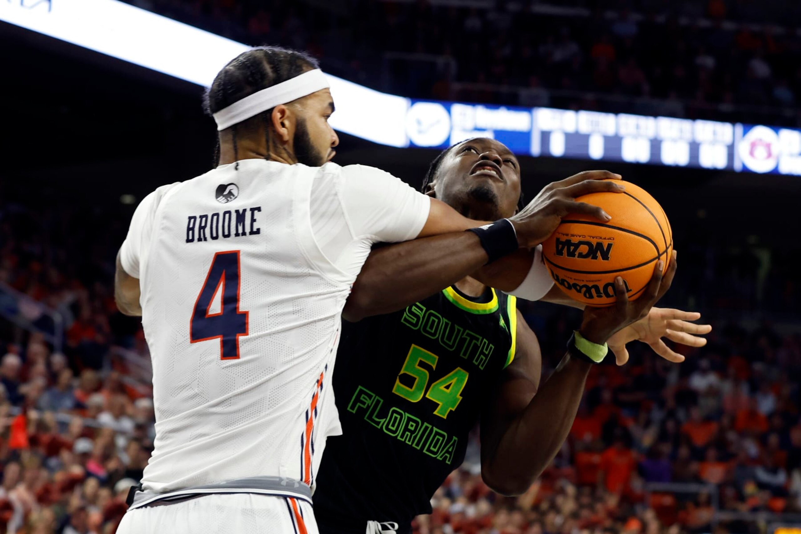 Auburn's Johni Broome