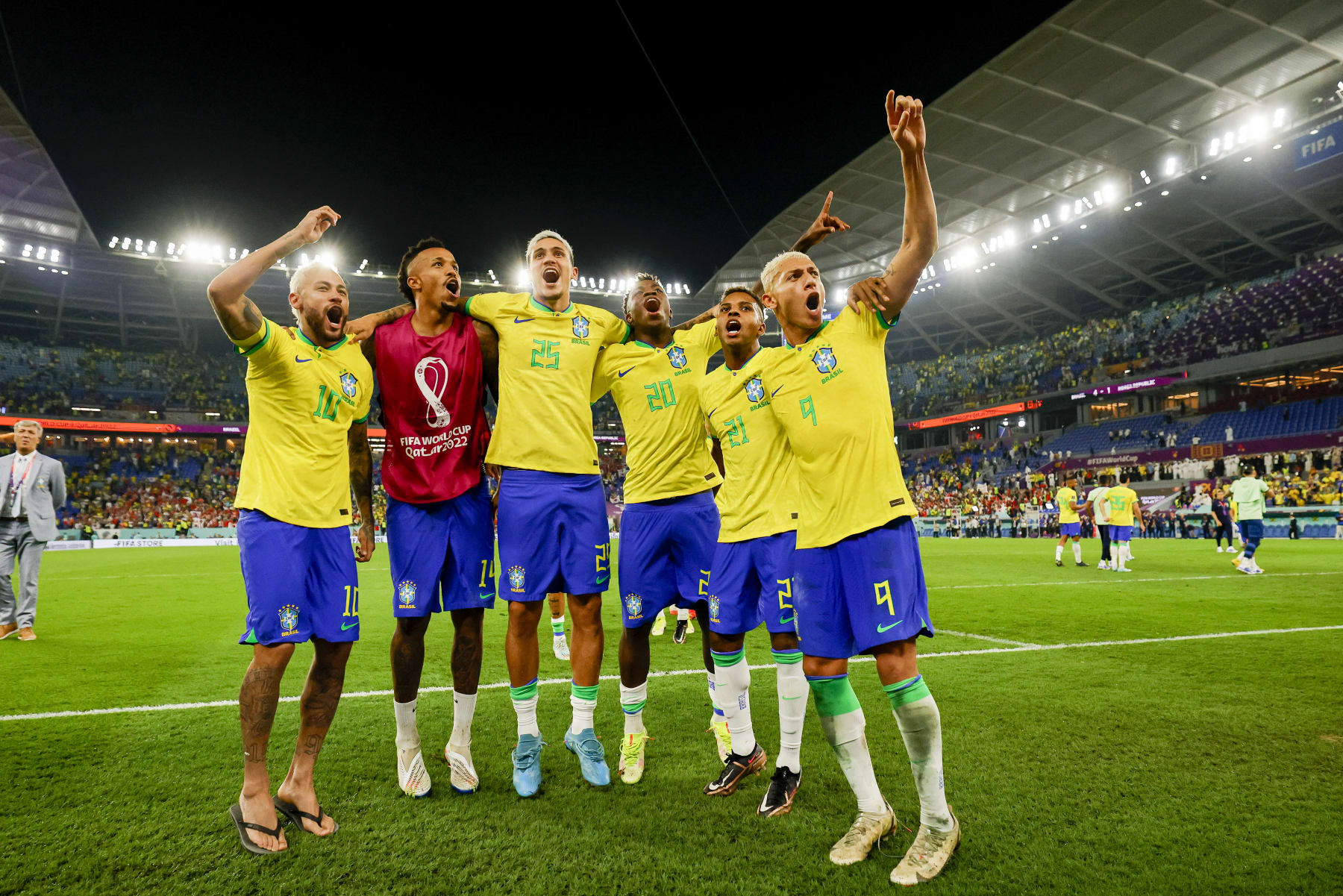 DOHA, QATAR - DECEMBER 05: Neymar of Brazil, Eder Militao of Brazil, Pedro of Brazil, Vinicius Junior of Brazil, Rodrygo of Brazil and Richarlison of Brazil celebrate after winning the FIFA World Cup Qatar 2022 Round of 16 match between Brazil and South Korea at Stadium 974 on December 5, 2022 in Doha, Qatar. (Photo by Manuel Reino Berengui/DeFodi Images via Getty Images)