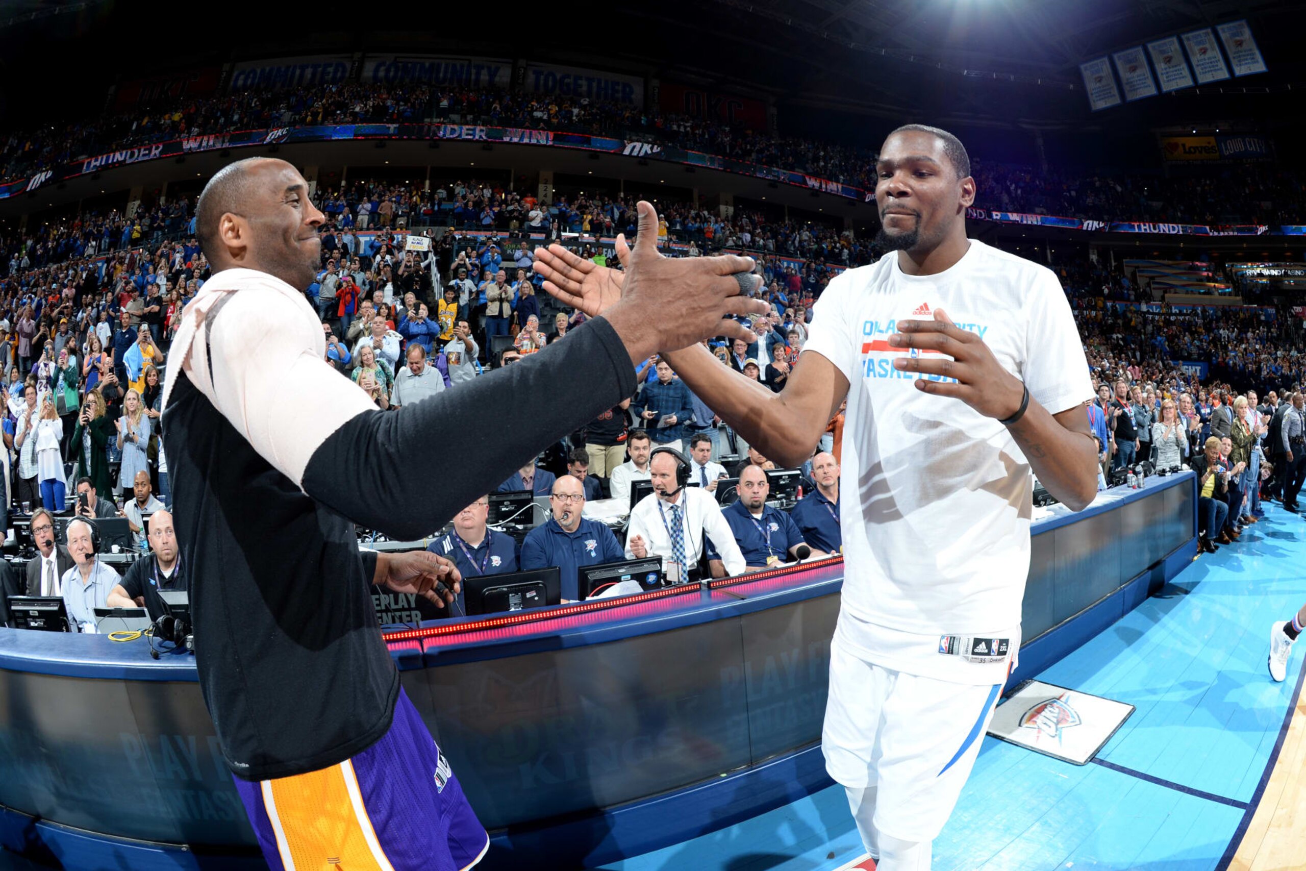 OKLAHOMA CITY, OK - APRIL 11: Kobe Bryant #24 of the Los Angeles Lakers greets Kevin Durant #35 of the Oklahoma City Thunder after the game at Chesapeake Energy Arena on April 11, 2016 in Oklahoma City, Oklahoma. NOTE TO USER: User expressly acknowledges and agrees that, by downloading and/or using this Photograph, user is consenting to the terms and conditions of the Getty Images License Agreement. Mandatory Copyright Notice: Copyright 2016 NBAE (Photo by Andrew D. Bernstein/NBAE via Getty Images) OKLAHOMA CITY, OK - APRIL 11: Kobe Bryant #24 of the Los Angeles Lakers greets Kevin Durant #35 of the Oklahoma City Thunder after the game at Chesapeake Energy Arena on April 11, 2016 in Oklahoma City, Oklahoma. NOTE TO USER: User expressly acknowledges and agrees that, by downloading and/or using this Photograph, user is consenting to the terms and conditions of the Getty Images License Agreement. Mandatory Copyright Notice: Copyright 2016 NBAE (Photo by Andrew D. Bernstein/NBAE via Getty Images)