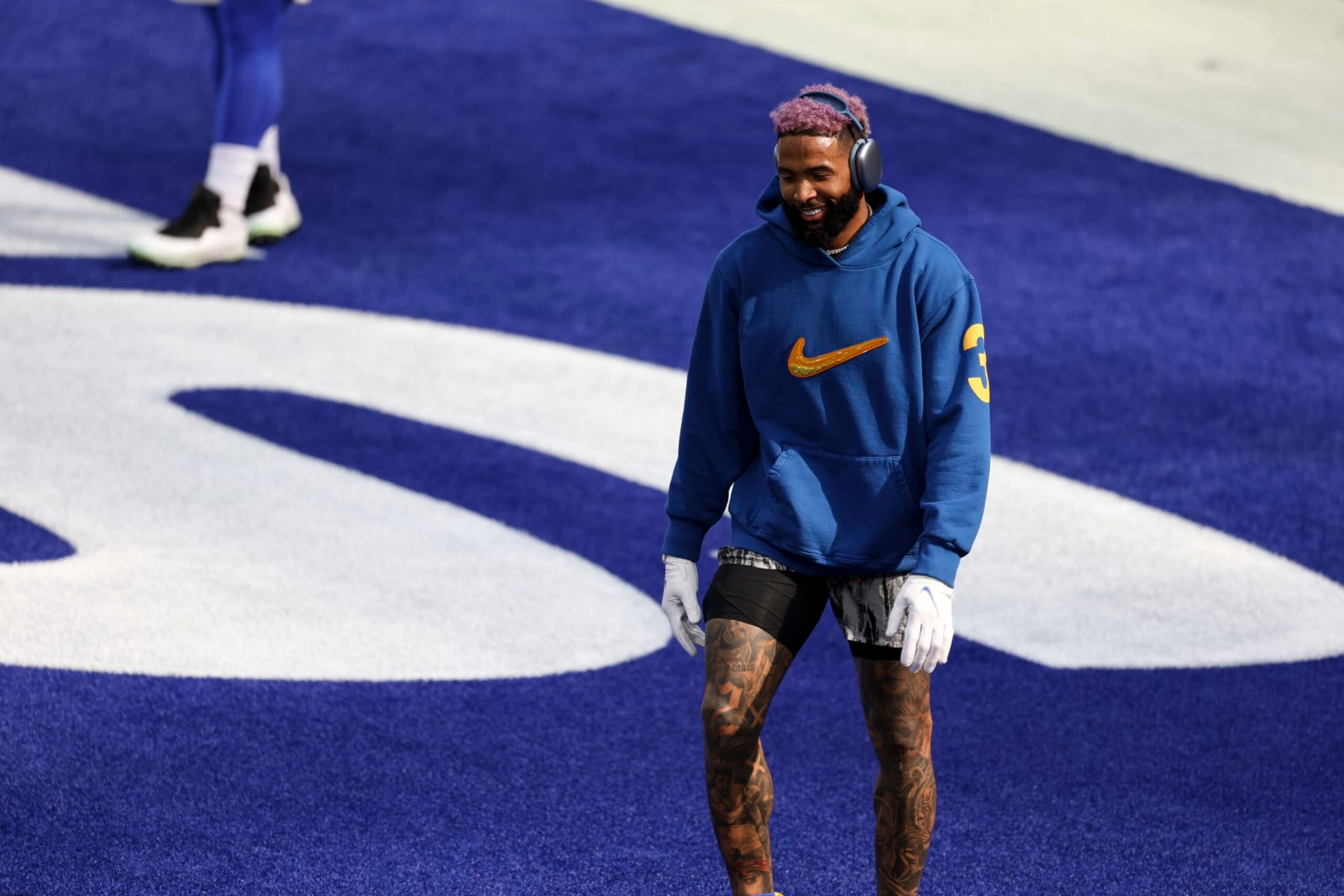 INGLEWOOD, CALIFORNIA - FEBRUARY 13: Odell Beckham Jr. #3 of the Los Angeles Rams warms up prior to the NFL Super Bowl 56 football game against the Cincinnati Bengals at SoFi Stadium on February 13, 2022 in Inglewood, California. The Rams won 23-20. (Photo by Michael Owens/Getty Images)