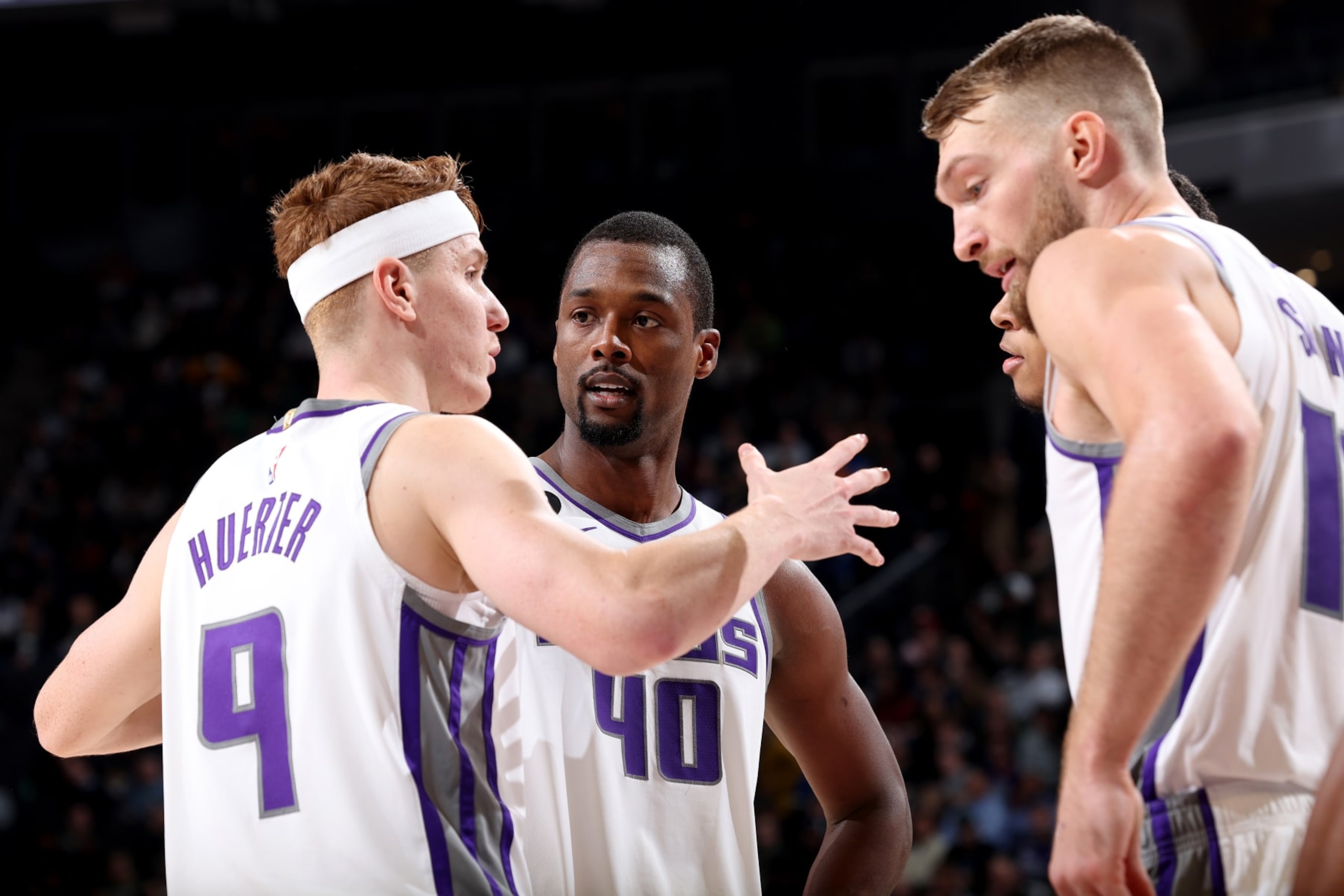 MILWAUKEE, WI - DECEMBER 7: Kevin Huerter #9, Harrison Barnes #40 and Domantas Sabonis #10 of the Sacramento Kings huddle up during the game against the Milwaukee Bucks on December 7, 2022 at the Fiserv Forum Center in Milwaukee, Wisconsin. NOTE TO USER: User expressly acknowledges and agrees that, by downloading and or using this Photograph, user is consenting to the terms and conditions of the Getty Images License Agreement. Mandatory Copyright Notice: Copyright 2022 NBAE (Photo by Jeff Haynes/NBAE via Getty Images). MILWAUKEE, WI - DECEMBER 7: Kevin Huerter #9, Harrison Barnes #40 and Domantas Sabonis #10 of the Sacramento Kings huddle up during the game against the Milwaukee Bucks on December 7, 2022 at the Fiserv Forum Center in Milwaukee, Wisconsin. NOTE TO USER: User expressly acknowledges and agrees that, by downloading and or using this Photograph, user is consenting to the terms and conditions of the Getty Images License Agreement. Mandatory Copyright Notice: Copyright 2022 NBAE (Photo by Jeff Haynes/NBAE via Getty Images).