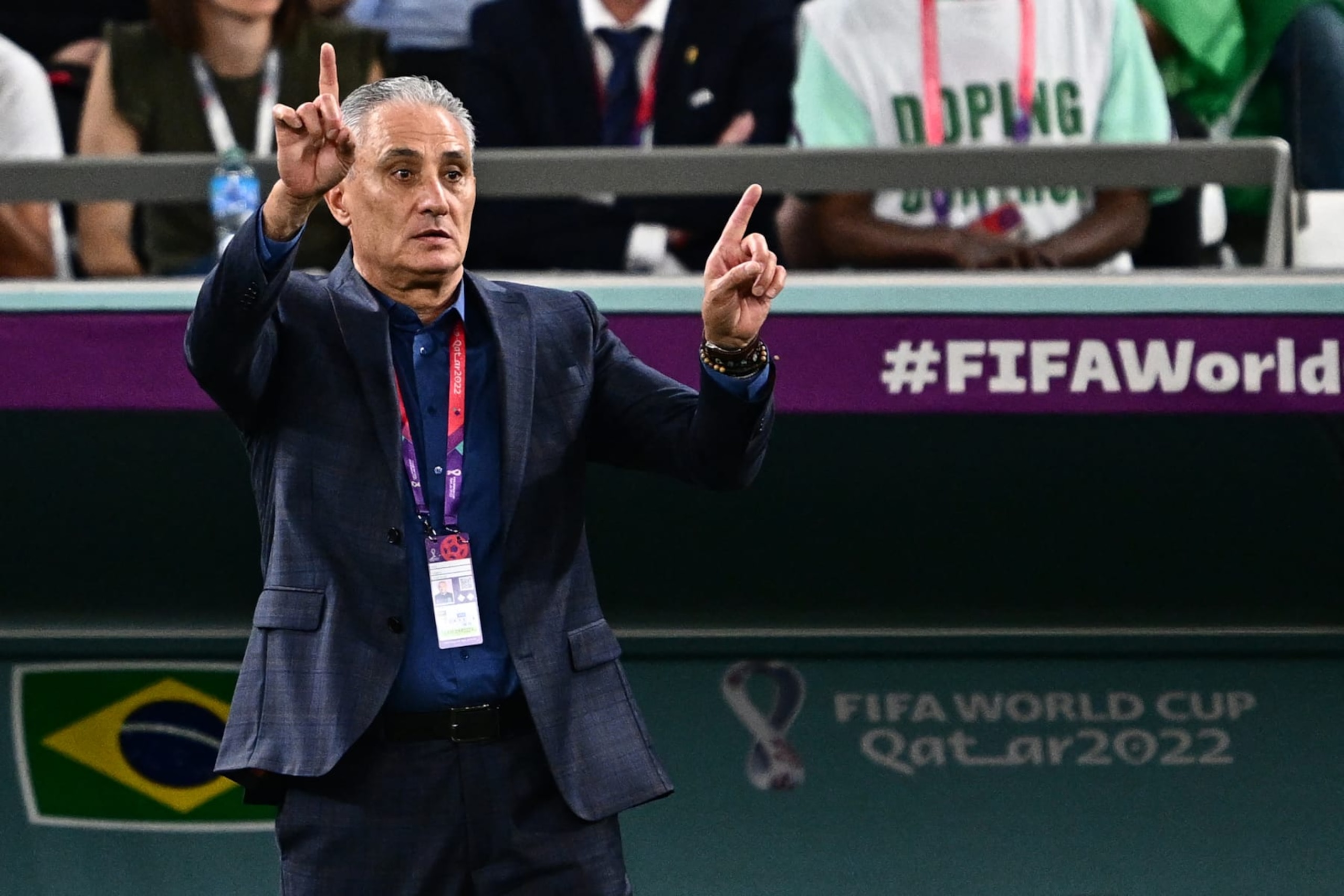 Brazil's coach Tite gestures on the touchline during the Qatar 2022 World Cup quarter-final football match between Croatia and Brazil at Education City Stadium in Al-Rayyan, west of Doha, on December 9, 2022. (Photo by GABRIEL BOUYS / AFP) (Photo by GABRIEL BOUYS/AFP via Getty Images)